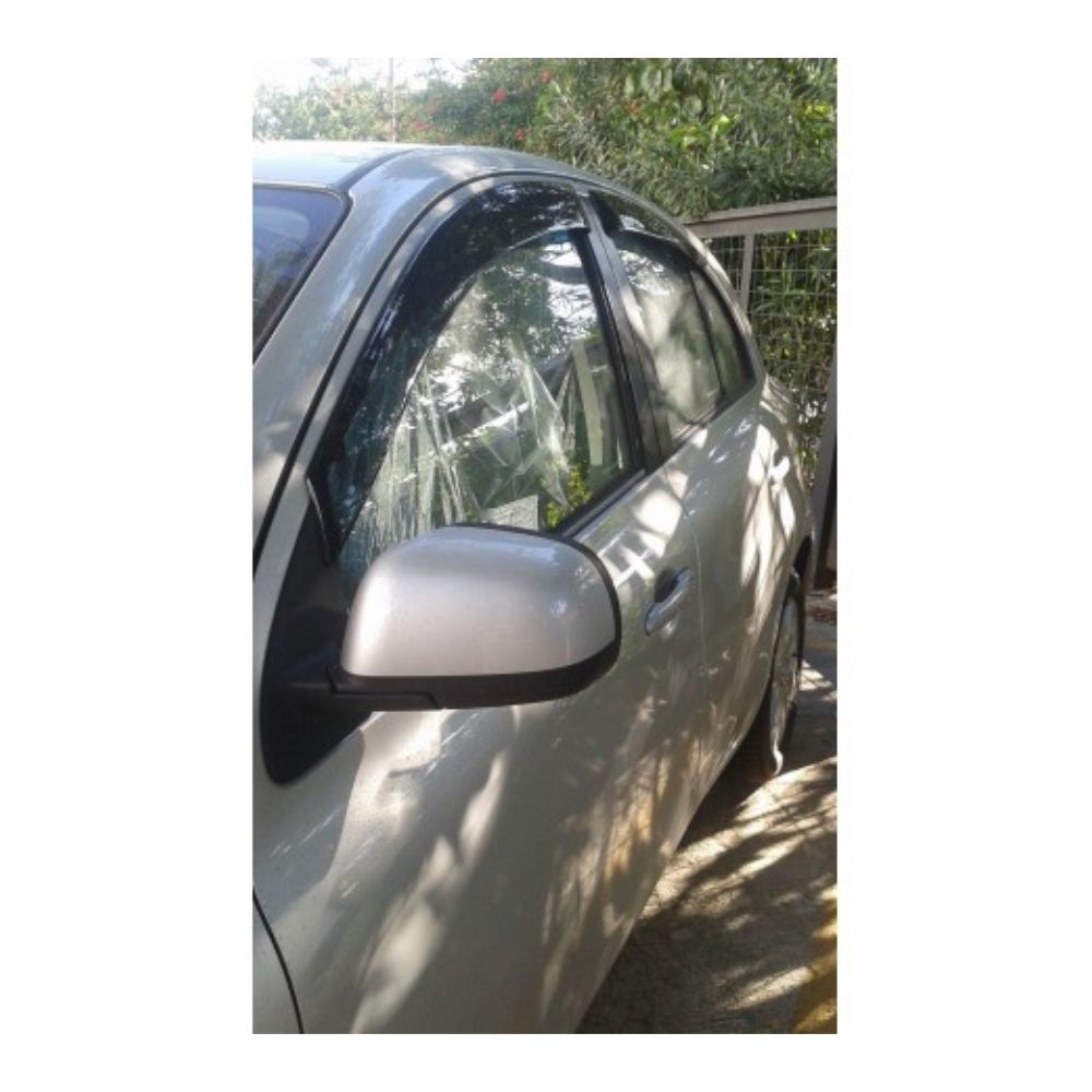 Calha de Chuva Nissan March 2011 em diante 4 portas TG Poli - 32003