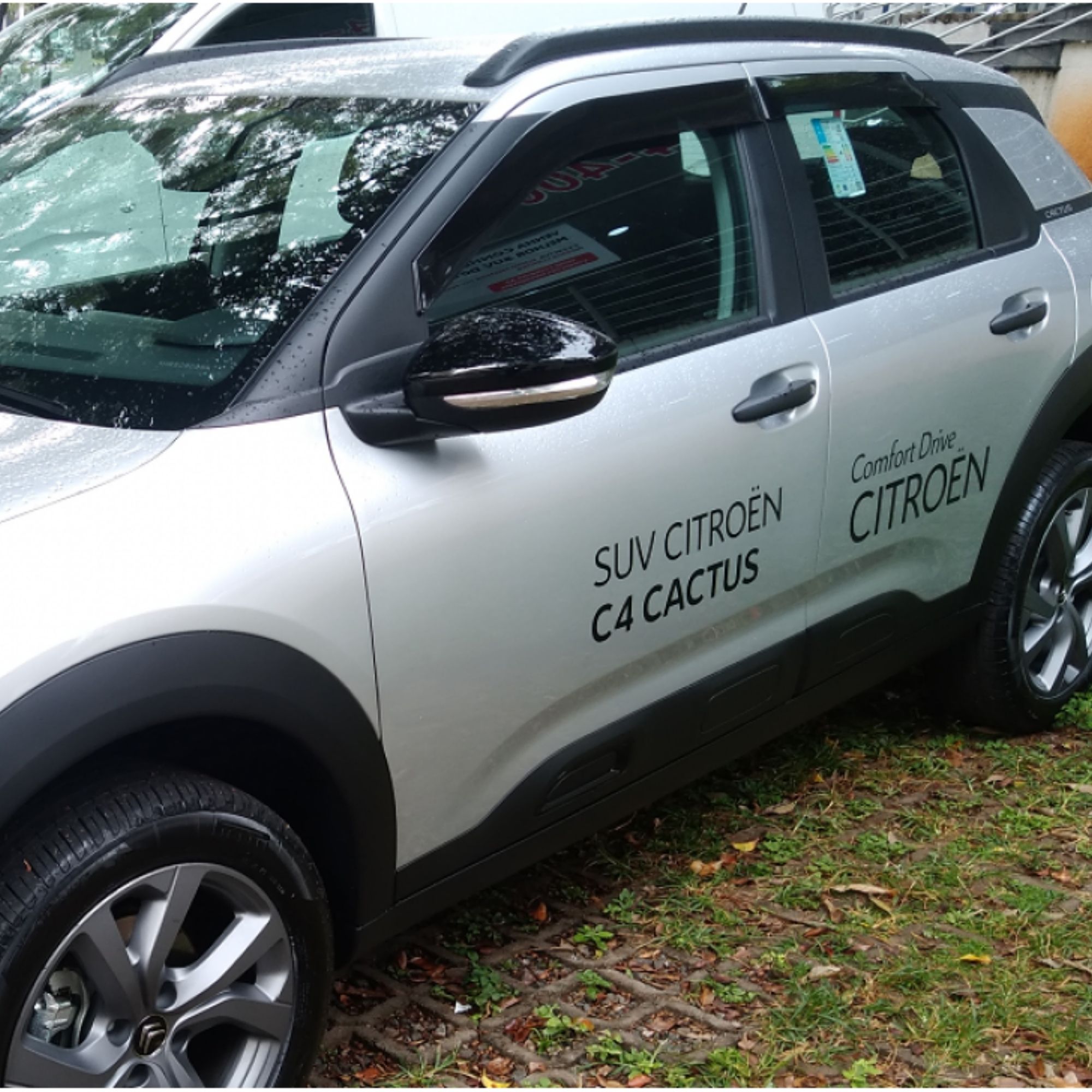 Calha de Chuva Inteiriça Slim Citroen C4 Cactus 2018 a 2023 Para 4 Portas TG Poli 26004