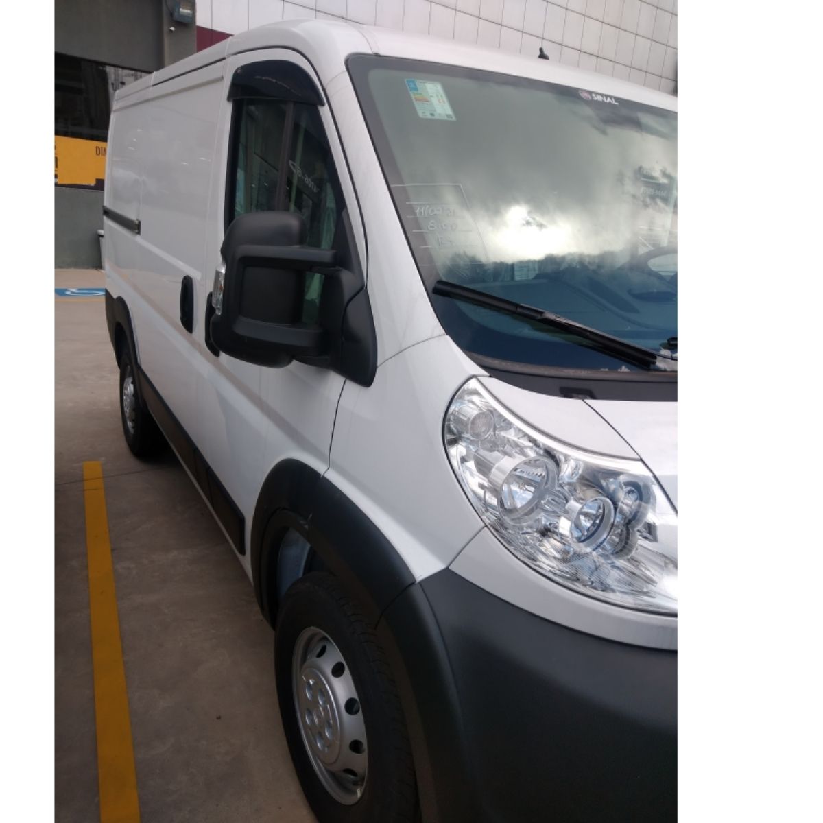 Calha de Chuva Defletor Fiat Ducato 2018 a 2022 02 Portas Acrílico Preto Fumê TG Poli 24028