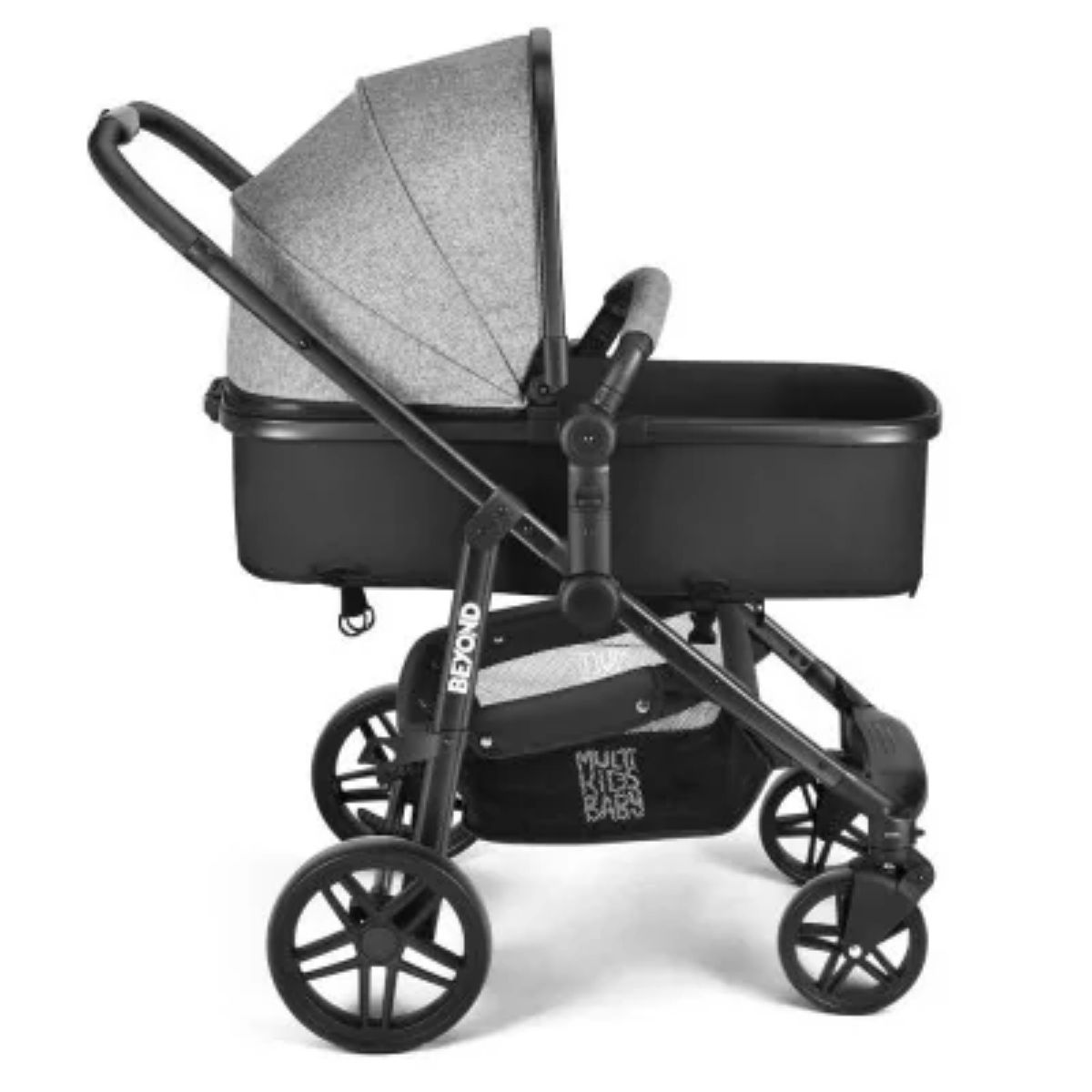 Carrinho de Bebê Passeio Suporta Até 15kg Beyond 2x1 Moisés Roda Giratória Assento Reversível Cinza Multikids Baby BB429