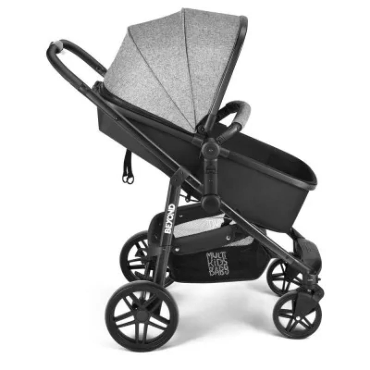 Carrinho de Bebê Passeio Suporta Até 15kg Beyond 2x1 Moisés Roda Giratória Assento Reversível Cinza Multikids Baby BB429