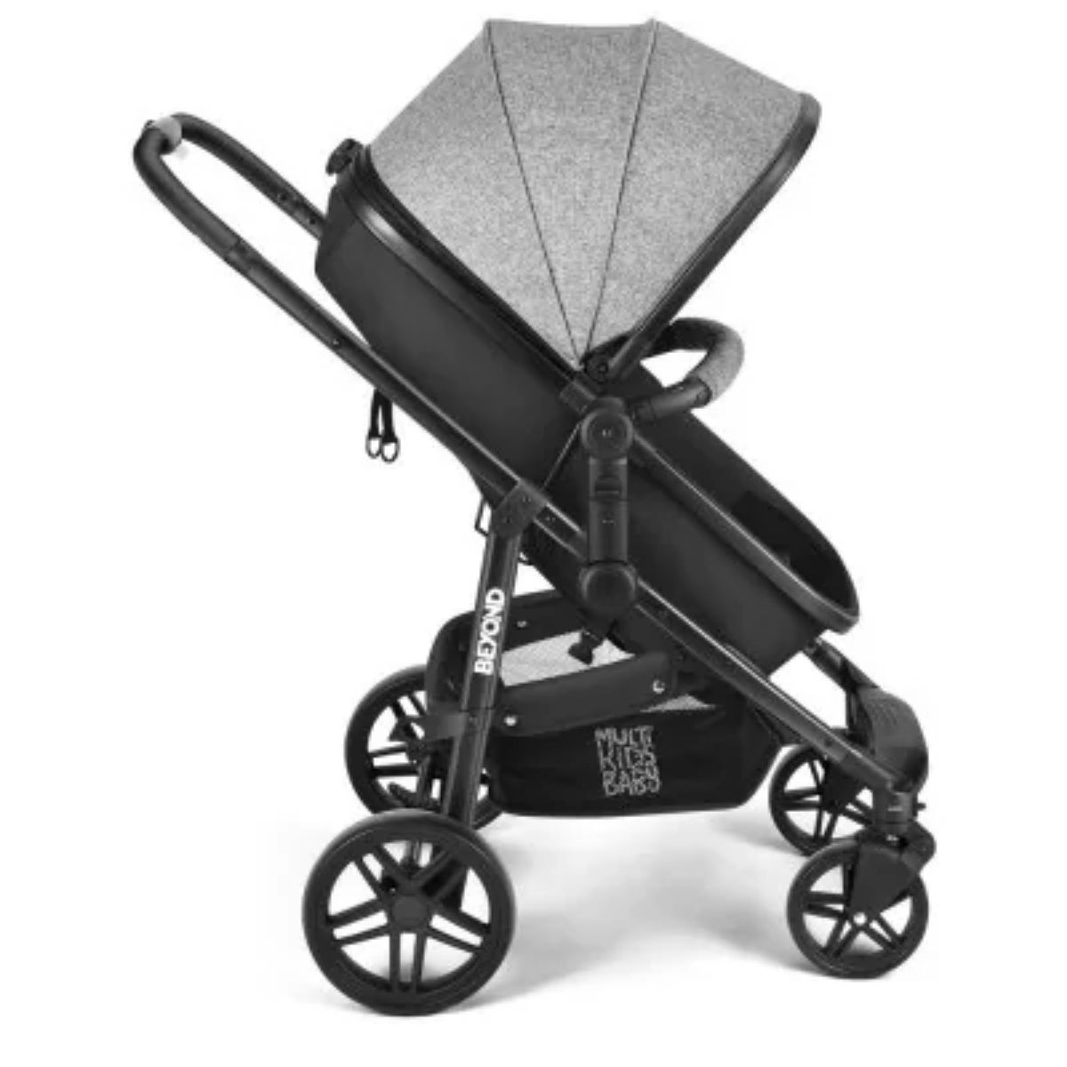 Carrinho de Bebê Passeio Suporta Até 15kg Beyond 2x1 Moisés Roda Giratória Assento Reversível Cinza Multikids Baby BB429