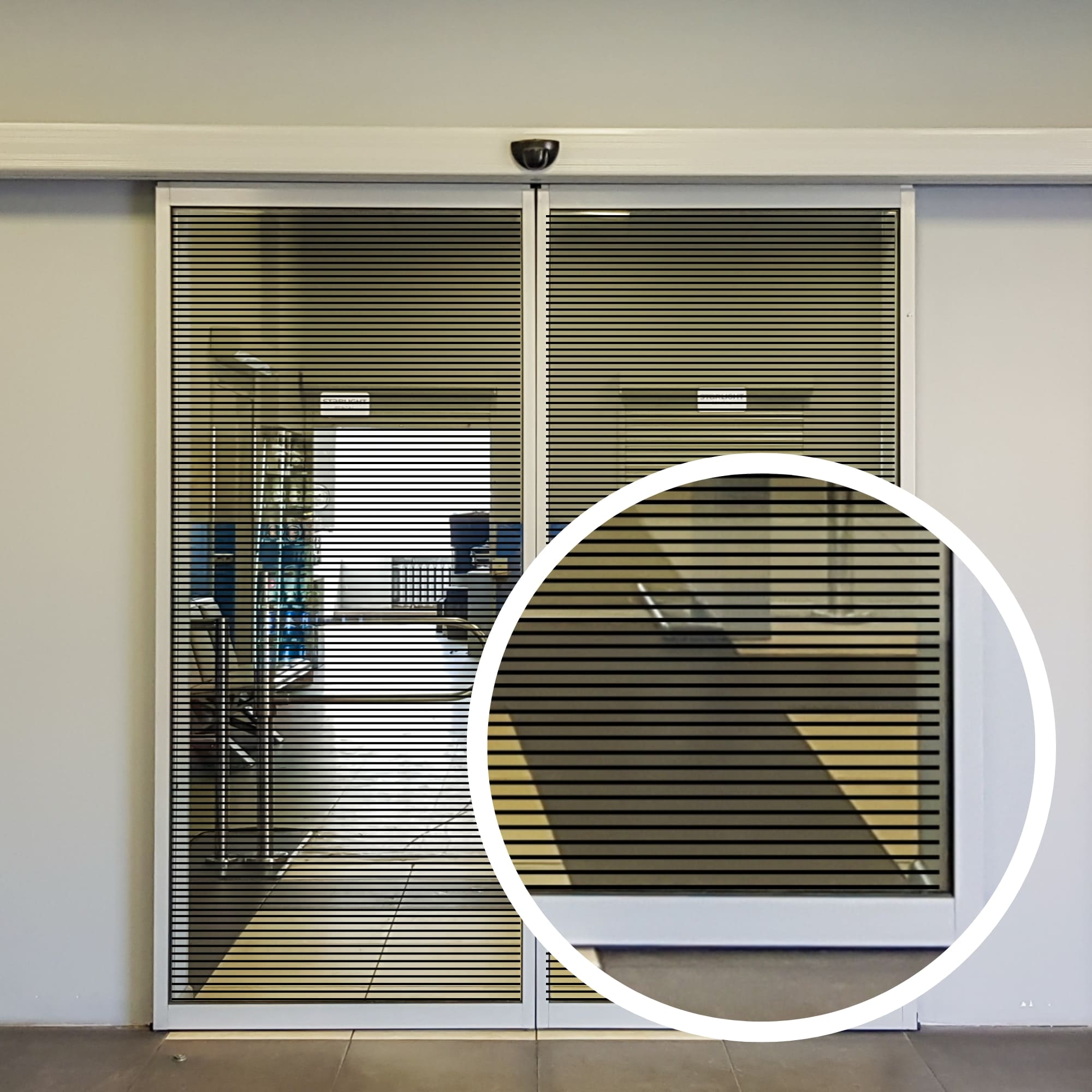 Insulfilm Pélicula Mini Blind Black 0,5 x 0,5 cm 15 Metros Proteção UV - World Film 83052