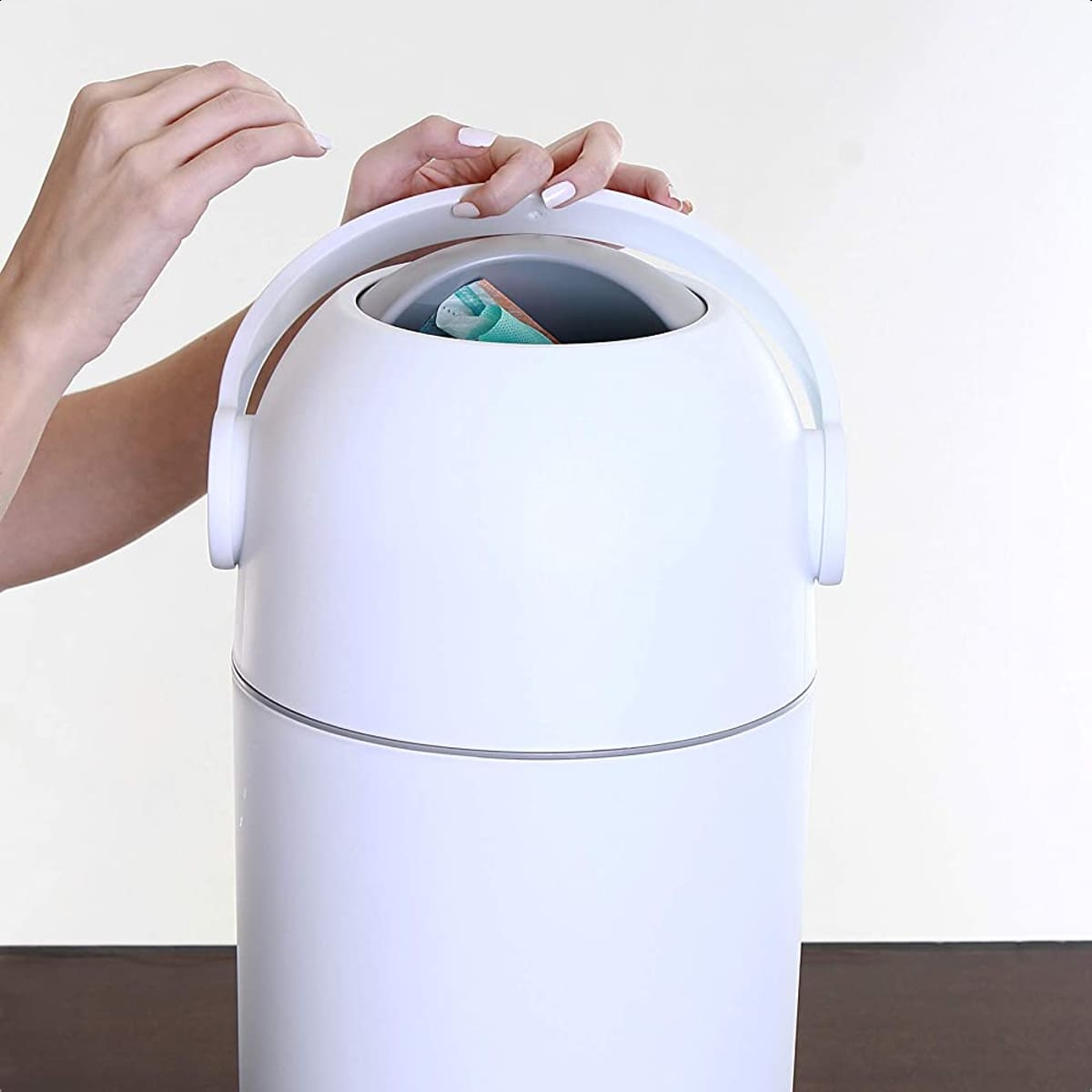 Lixeira Mágica Antiodor para fraldas Sistema de vedação Branco KaBaby - 11200B