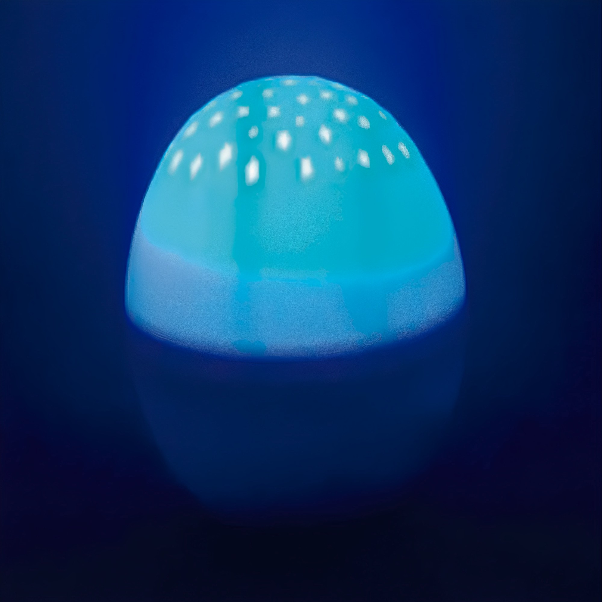 Luminária Musical Little Egg Infantil Projeta Estrelas e Lua KaBaby - 11705B