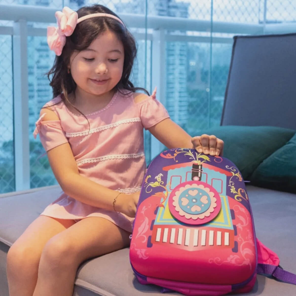 Mochila Infantil de Passeio Trenzinho Com Zíper e Alças Ajustáveis Rosa Kababy - 16007B