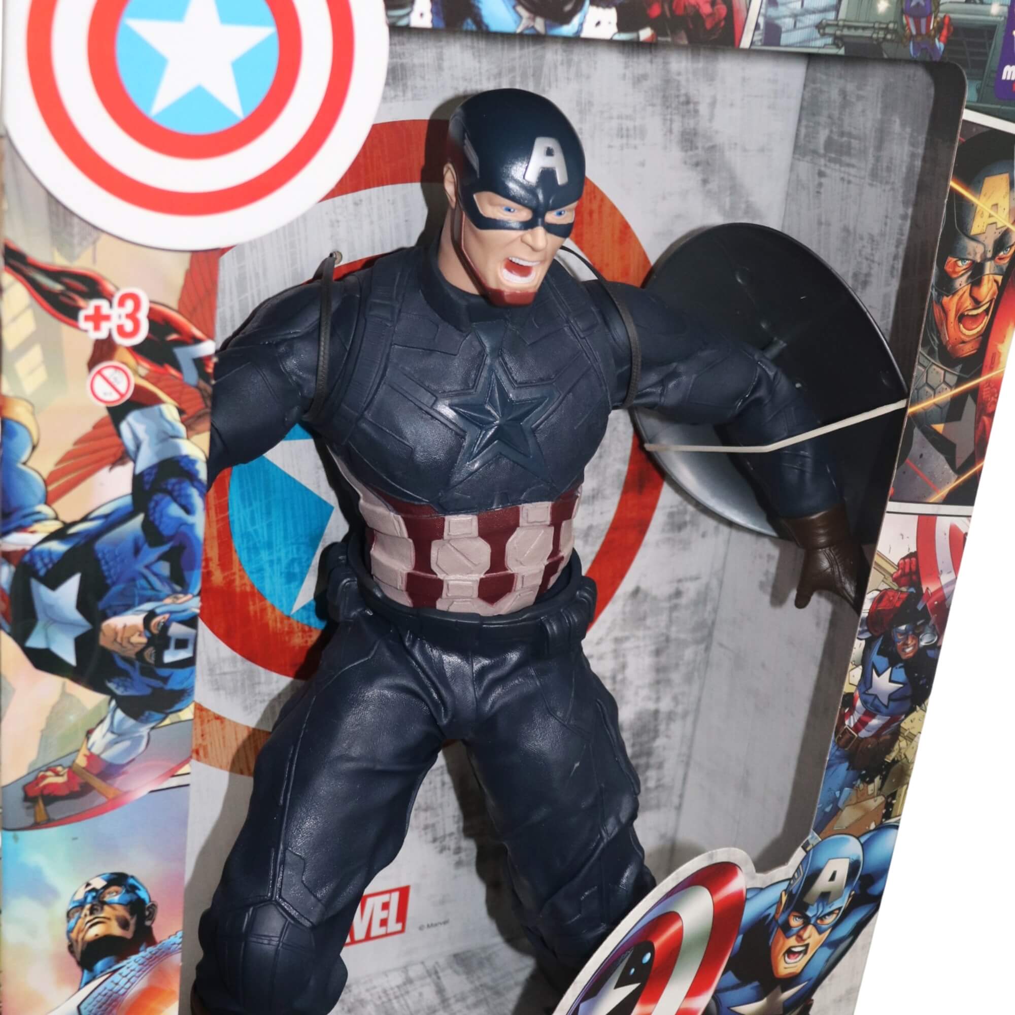 Boneco Capitão América Gigante 45cm c/ Escudo Articulado Infantil Revolution Mimo Toys - 0514