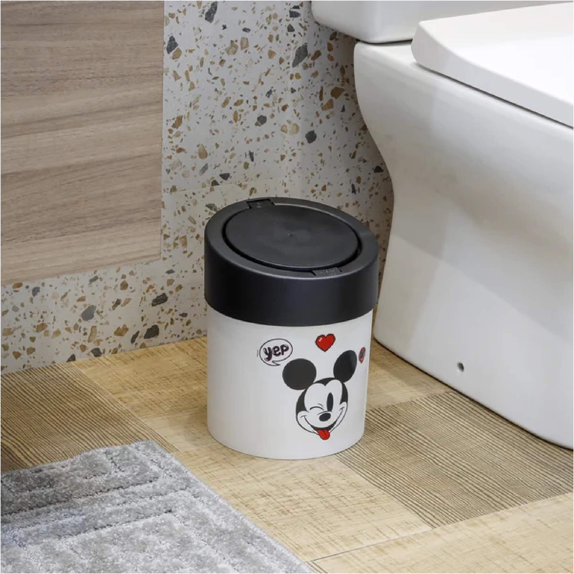 Lixeira Press Mickey Até 5 L Plástico Polipropileno Disney Coza Preto e Branco Brinox 14007/0975