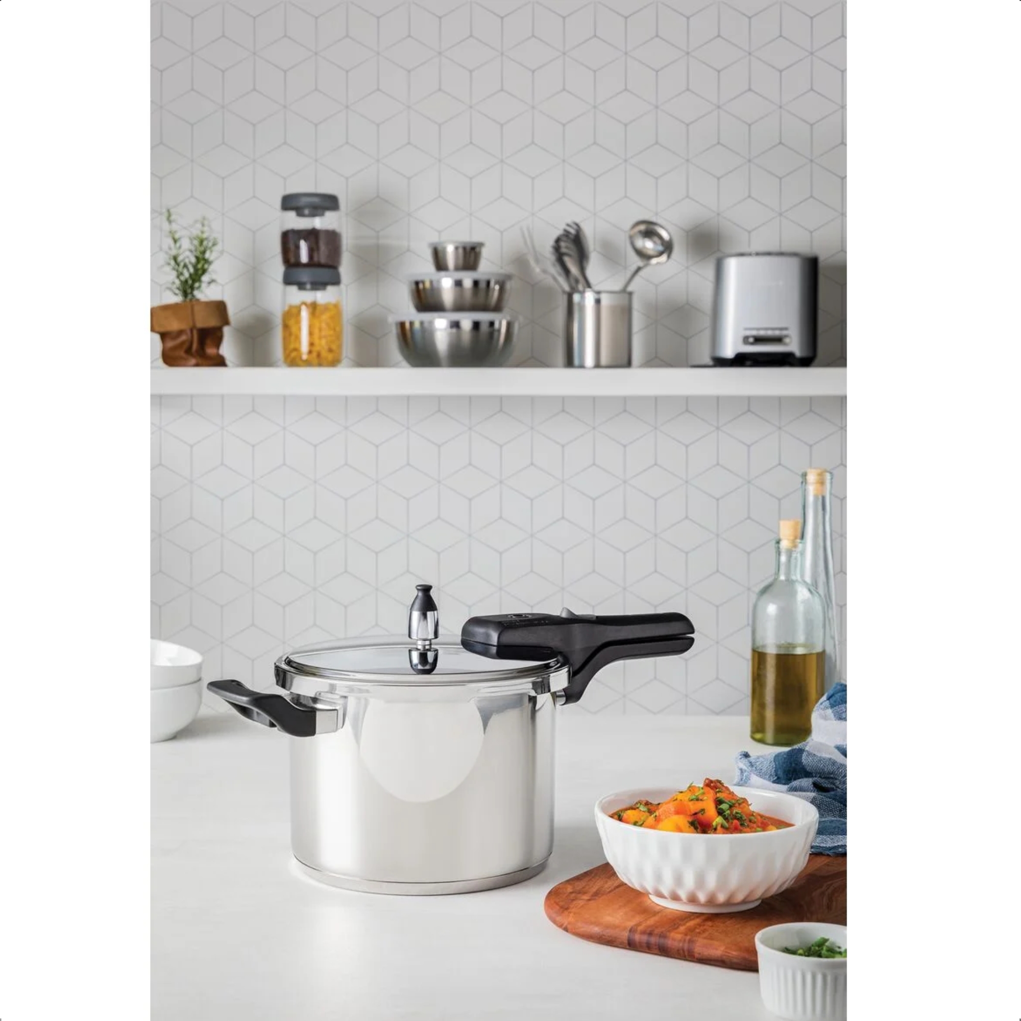Panela de Pressão Brava em Aço Inox com Fundo Triplo 22cm 6L Tramontina - 62416220