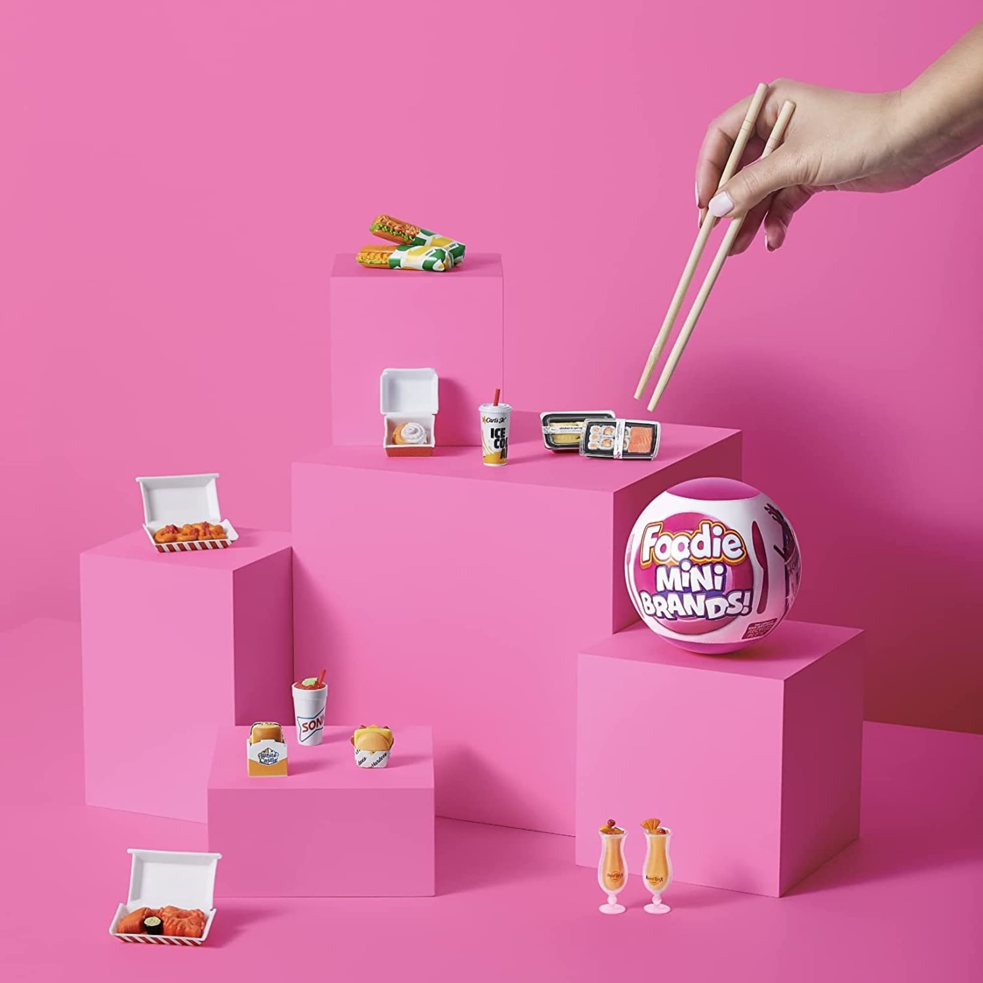 Brinquedo 5 Surprise Foodie Mini Brands Surpresa com 5 Comidas de Fast-food Colecionável (Sortido) - Xalingo 54210
