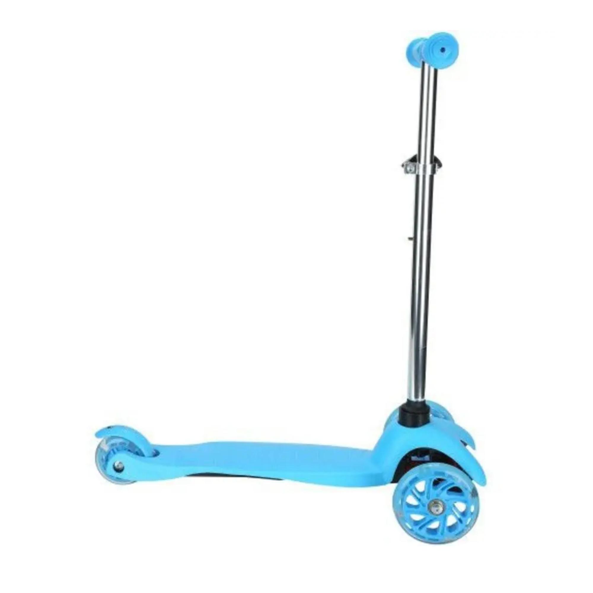 Brinquedo Patinete 3 Rodas  Led Azul Suporta até 50kg Guidão Plástico/Alumínio CKS - PATC-01/A