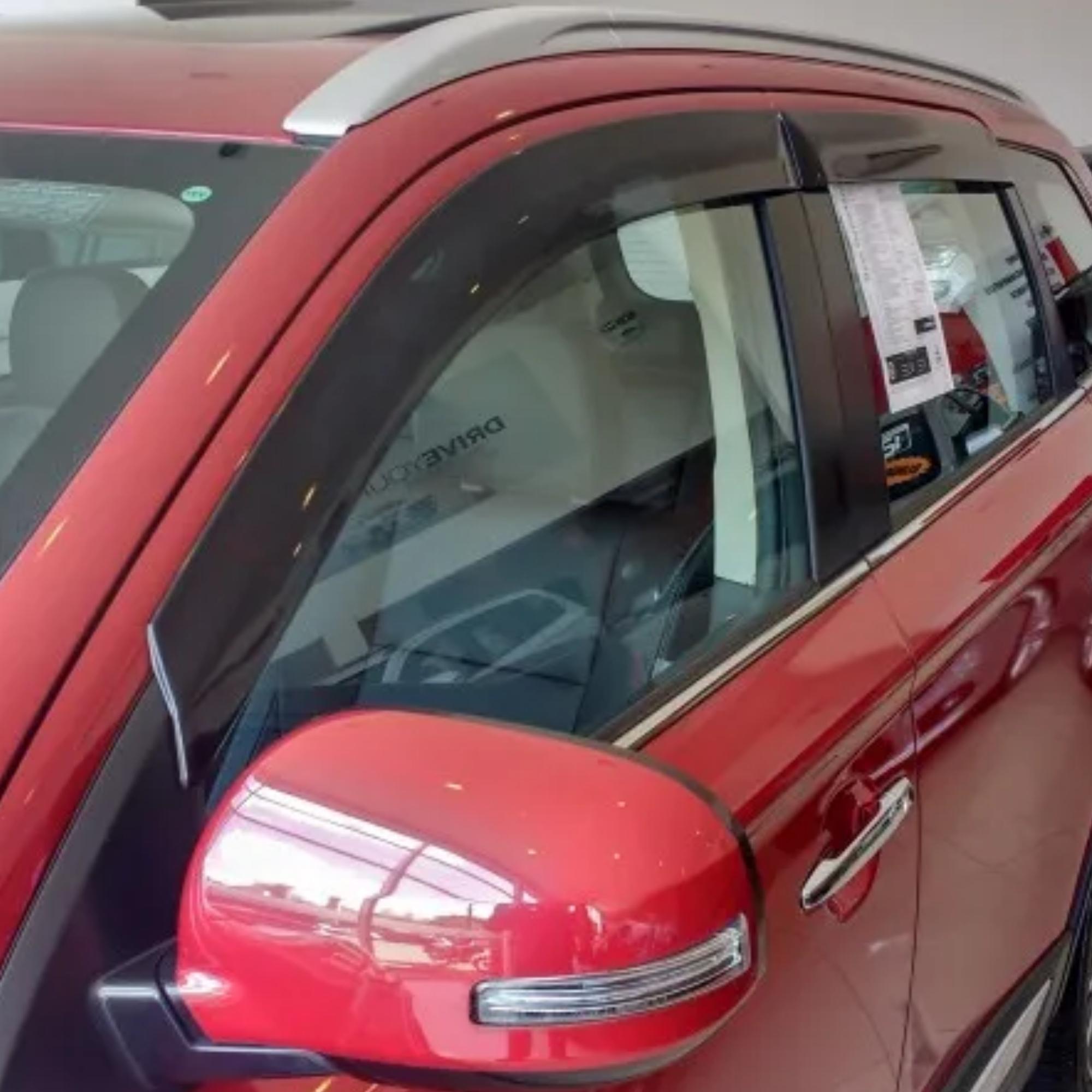Calha de Chuva Acrílica Defletora Outlander 2014 a 2021 4 Portas Fumê - TG Poli 30.005