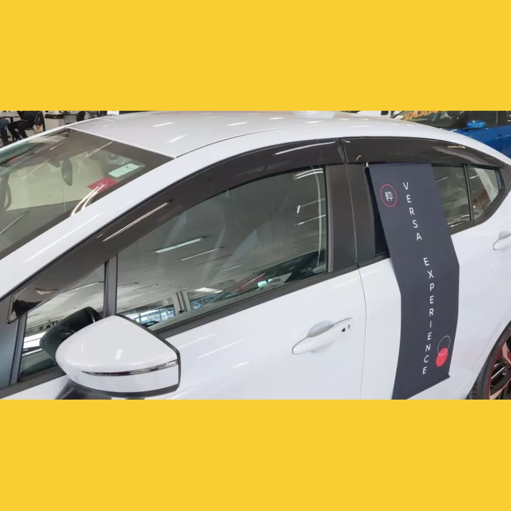 Calha Defletora Automotiva Inteiriça/Slim para Versa 4 Portas 2021 a 2025 Cor Fumê TG Poli - 32008