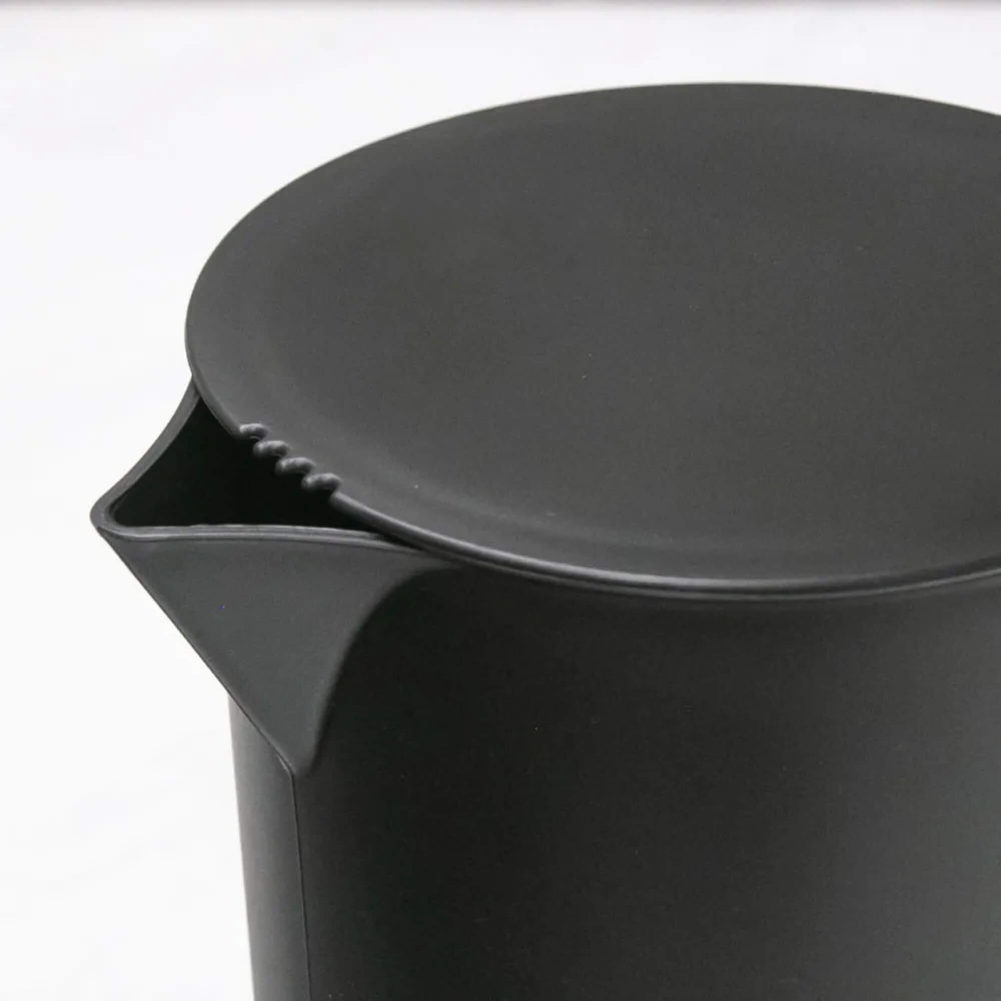 Jarra com Tampa 2L Preto Coza Casual Brinox - 10303/0008