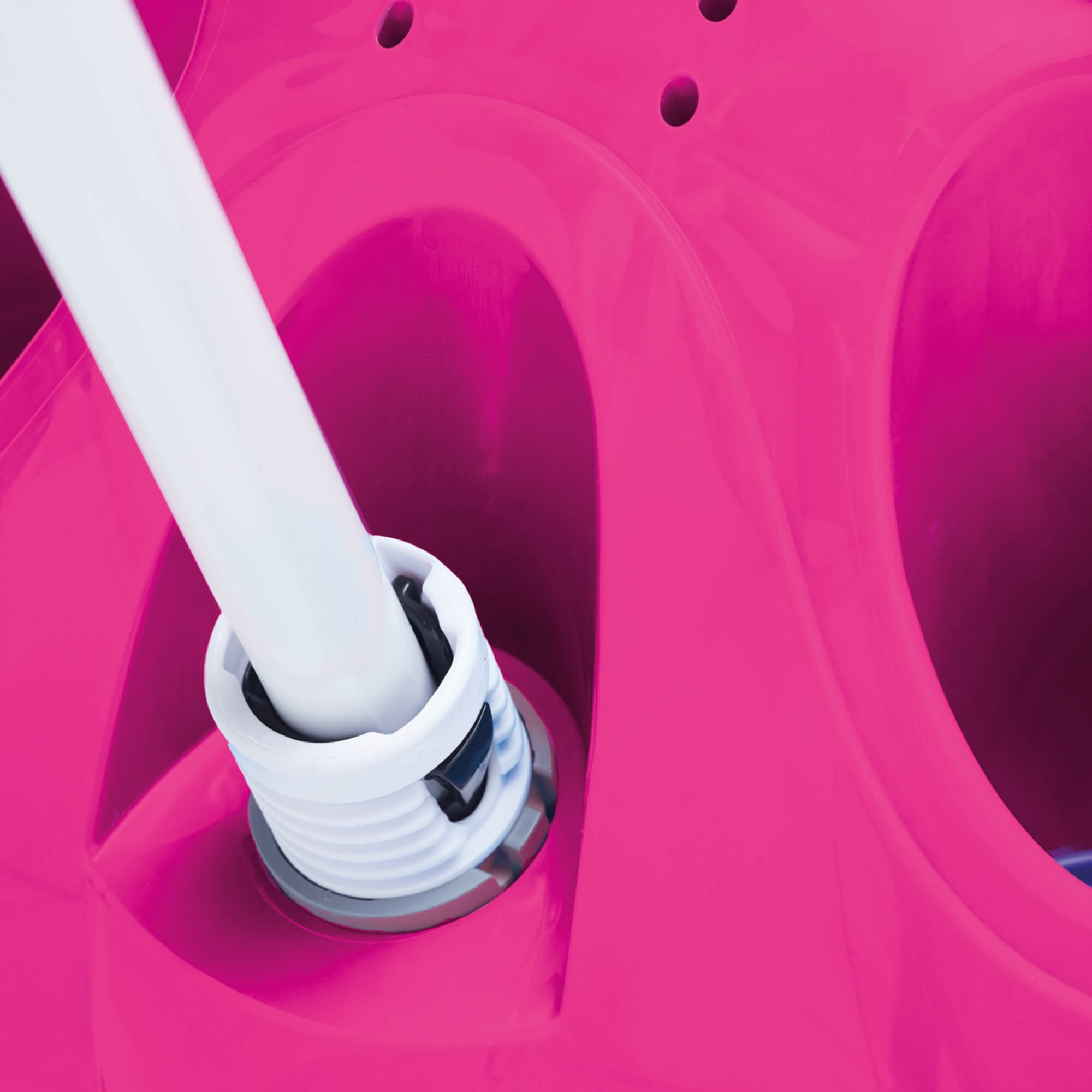 Triciclo Infantil Lelecita Rosa com Pedal e Empurrador Calesita - 1006