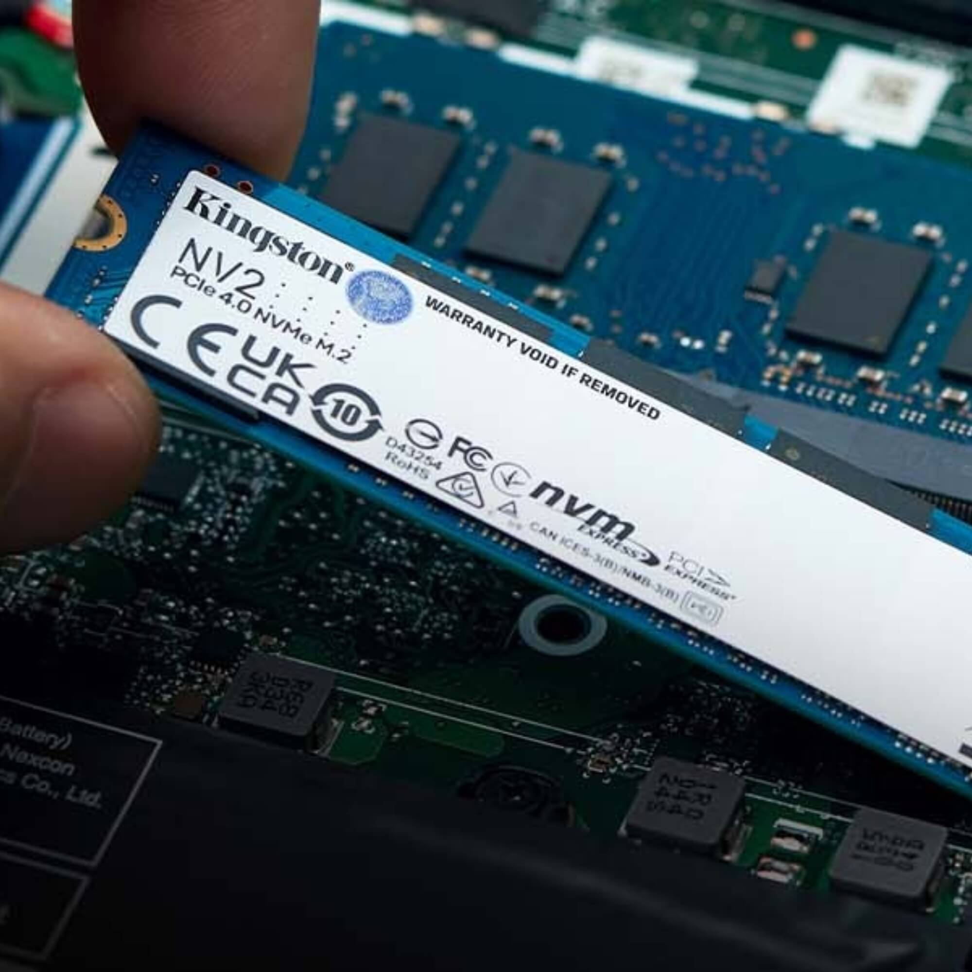 SSD M.2 2TB Kingston NV2 SNV2S/2000G - NVMe Gen 4 - Leitura 3500MB/s Gravação 2800MB/s