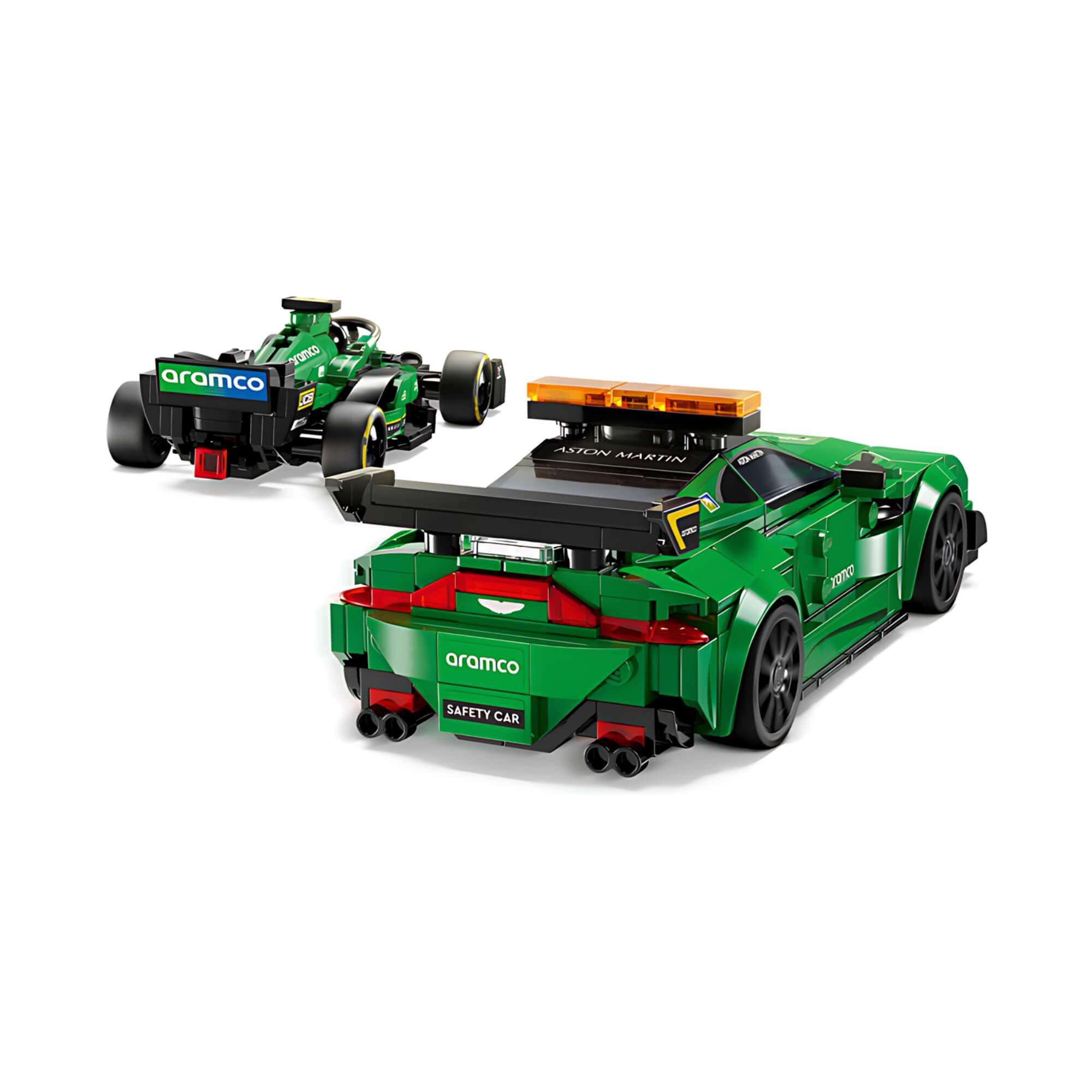 LEGO Speed Champions Safety Car Aston Martin e AMR23 564 peças - 4111176925
