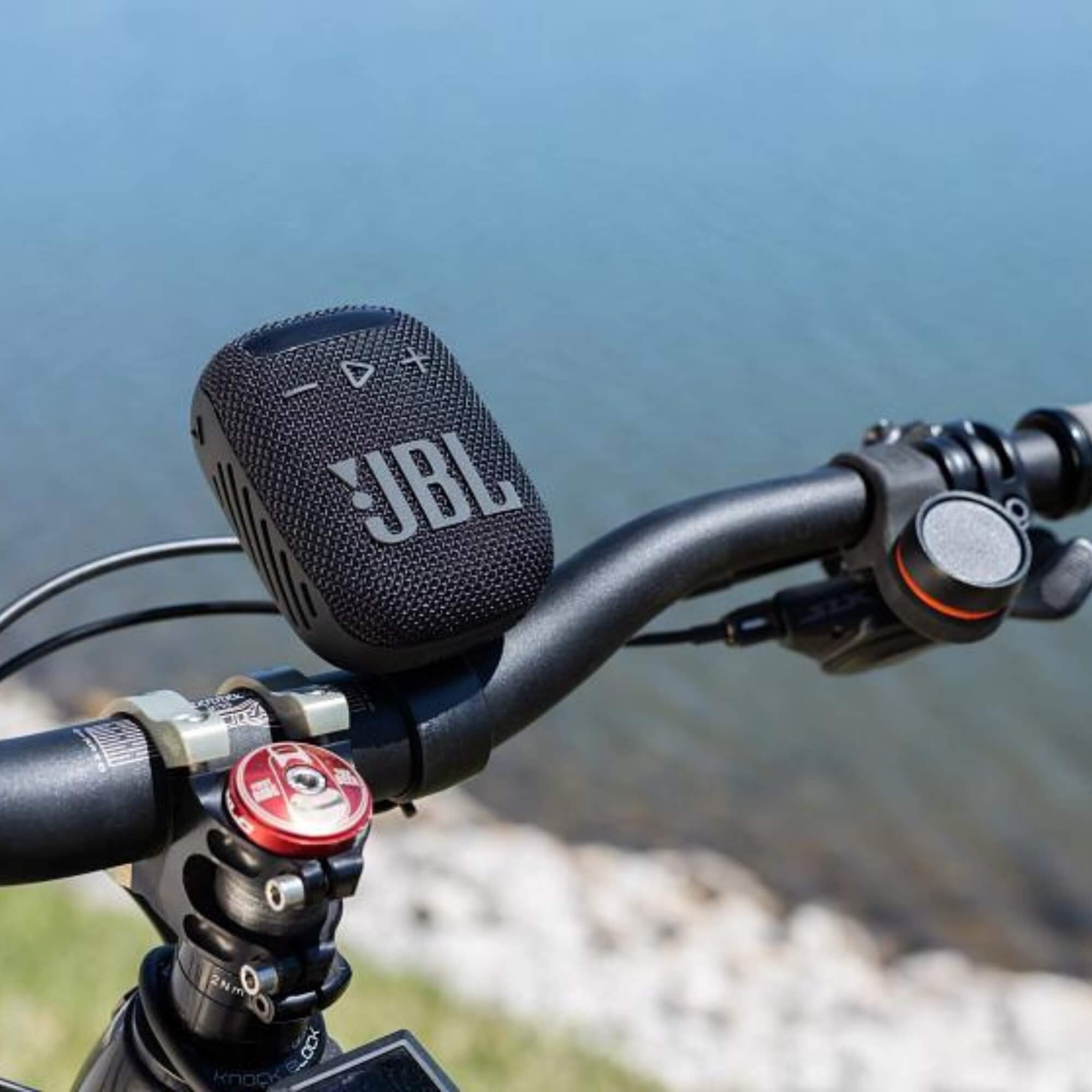 Caixa de Som Portátil P/ Bike Moto Wind 3 Bluetooth Preto JBL - JBLWIND3BR