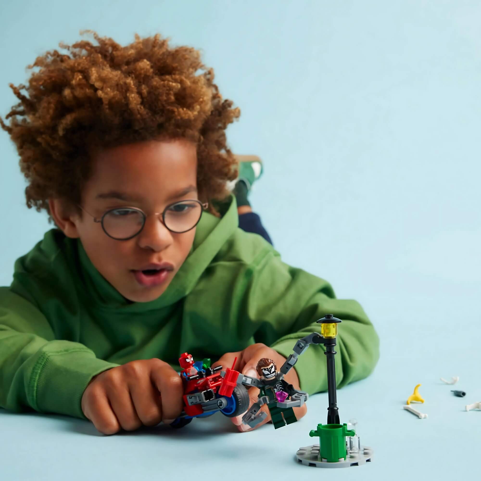 LEGO Marvel Homem-Aranha vs. Doutor Octopus Perseguição de Motocicleta - 4111176275
