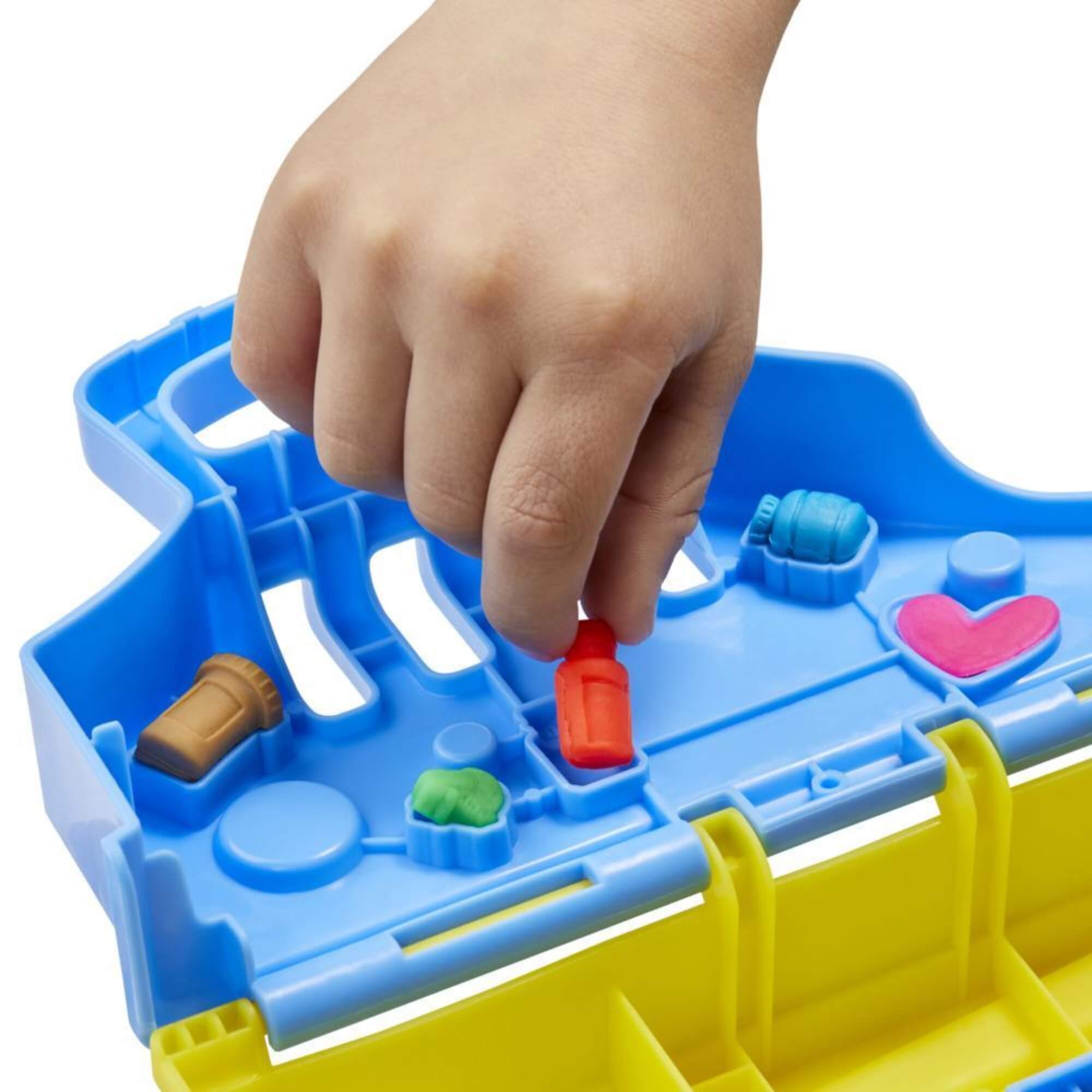 Massinha de Modelar Play-Doh Pet Shop com 10 Ferramentas e 5 Cores de Massinha Hasbro - 16658