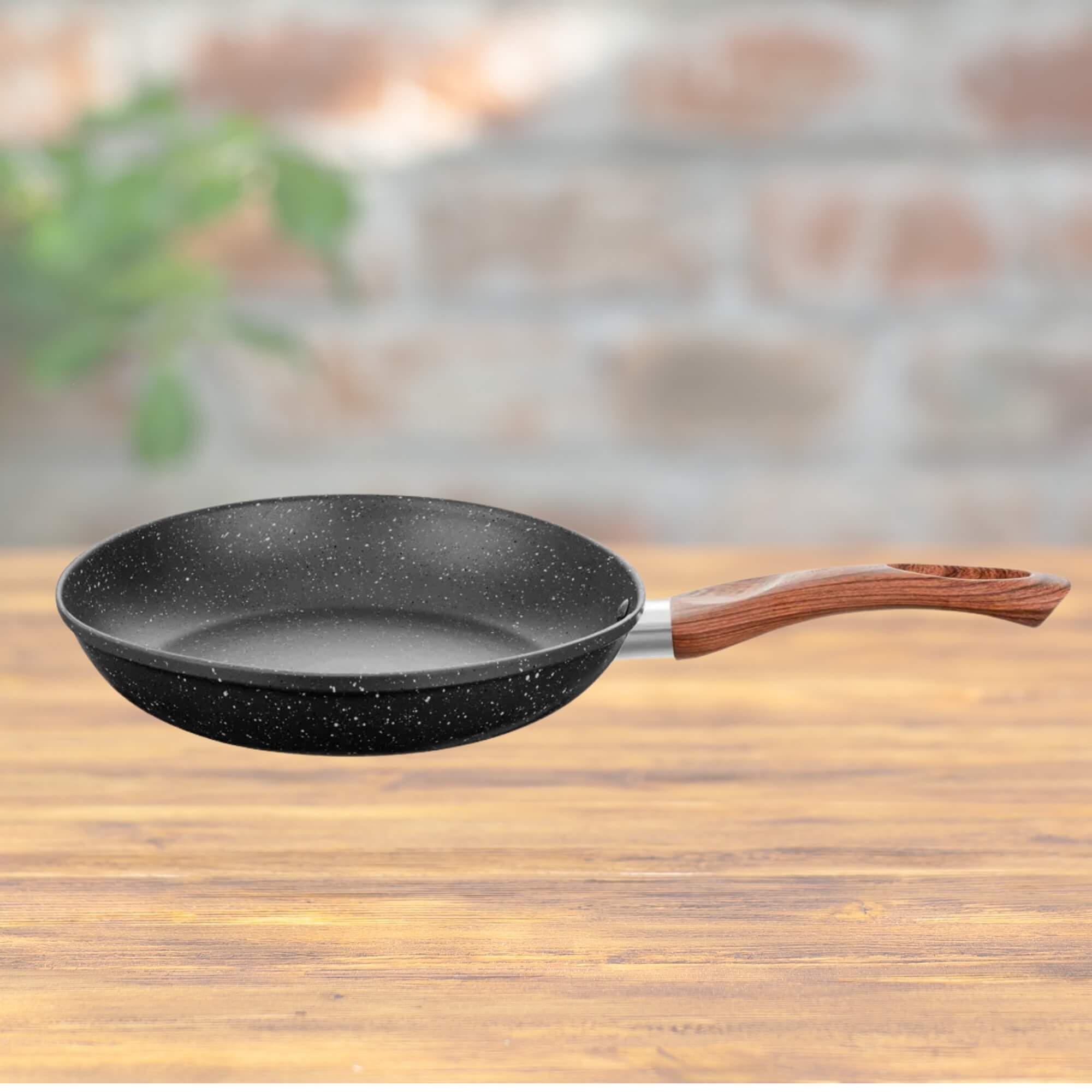 Frigideira Antiaderente Induction Pro Ceramic-Flon Cor Preta N.24 1,8L 24cm MTA - 8506