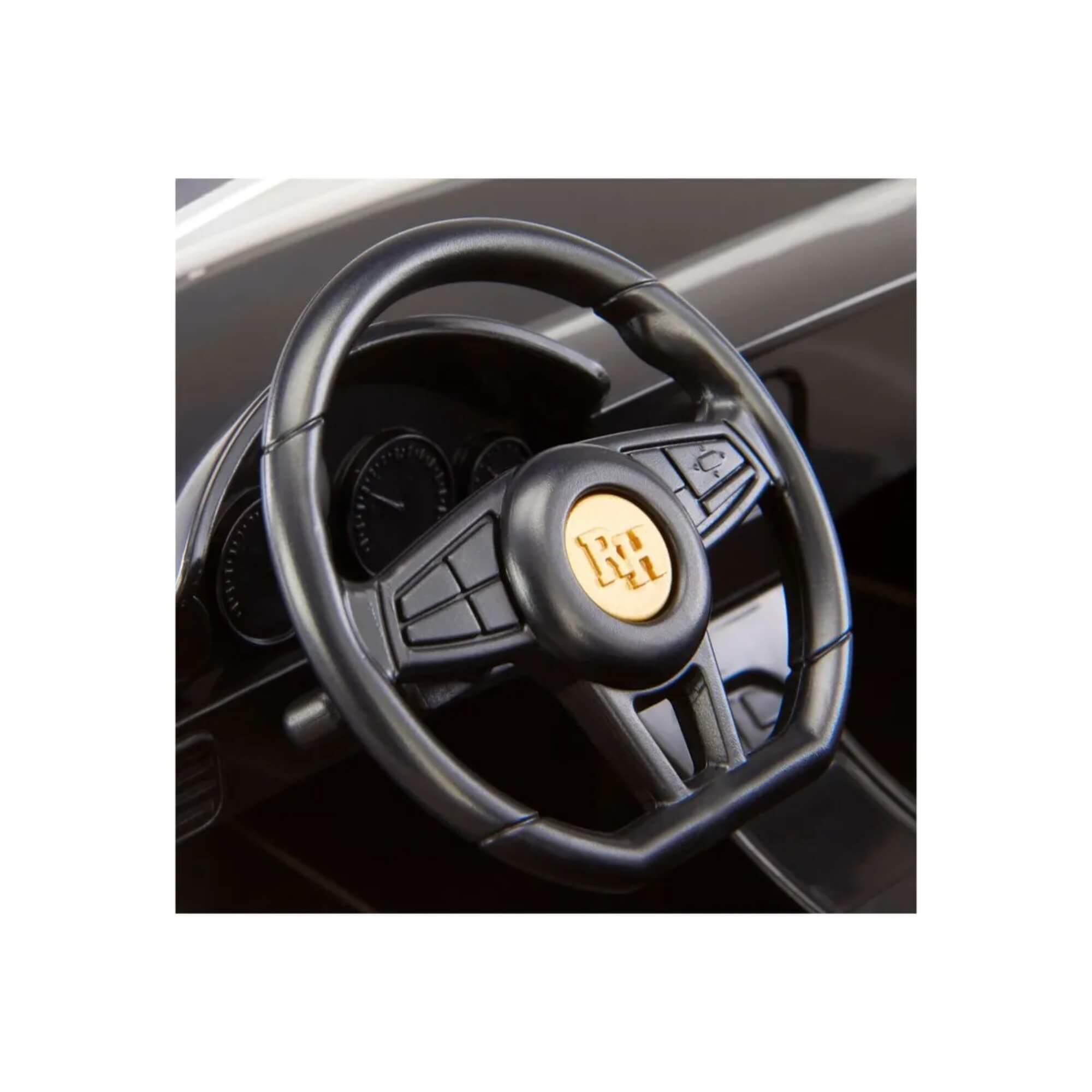 Brinquedo Infantil Carro Rainbow High Muda de Cor MGA - 4222574316
