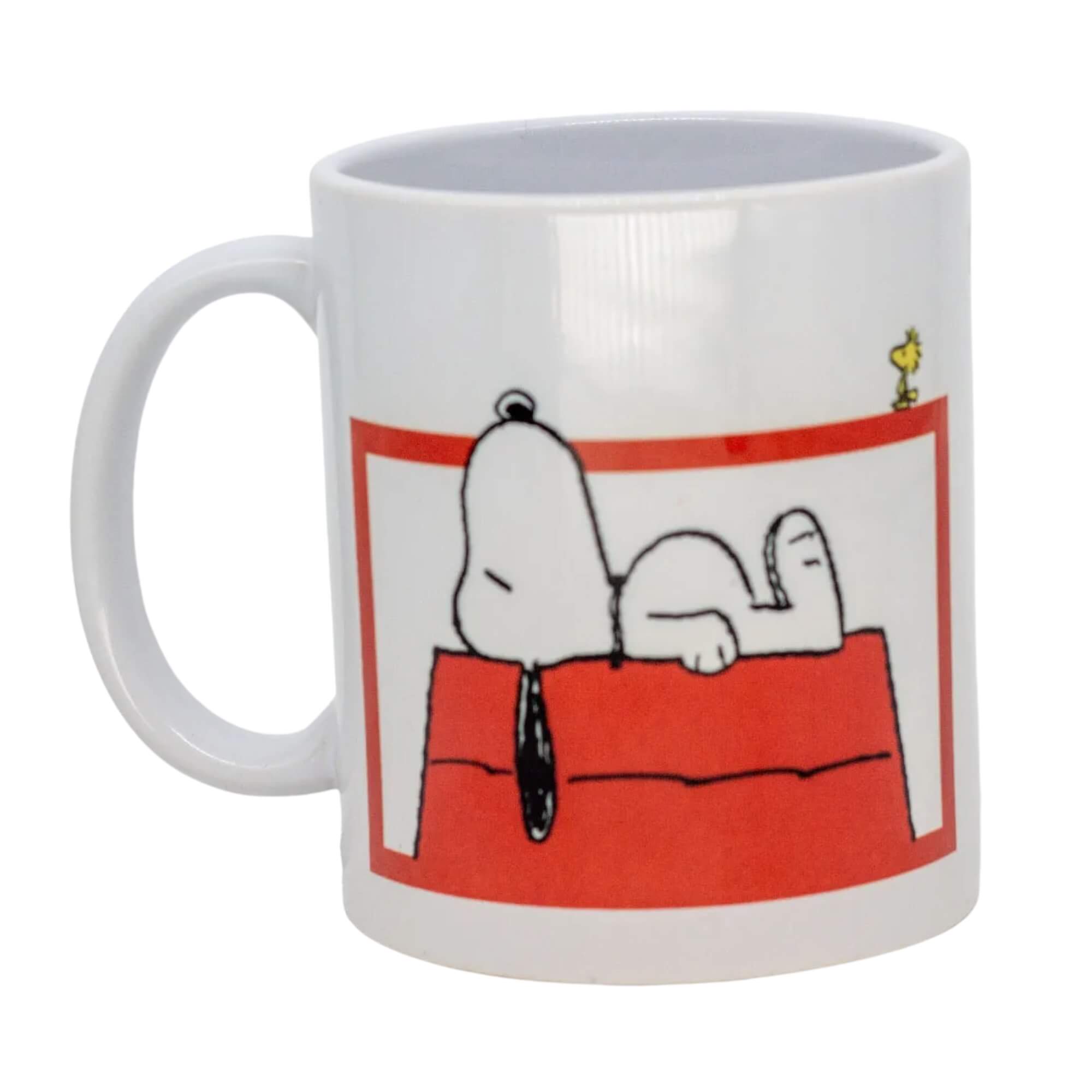 Caneca Pop 350ml New Gift Snoopy Peanuts Lazy Dog Zona Criativa - 10026448