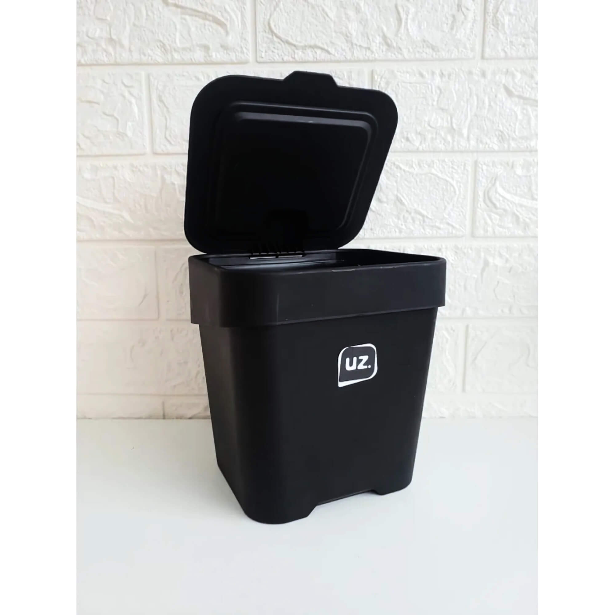 Lixeira de Pia Slim 2,5 Litros Preto UZ Utilidades - UZ420-PR