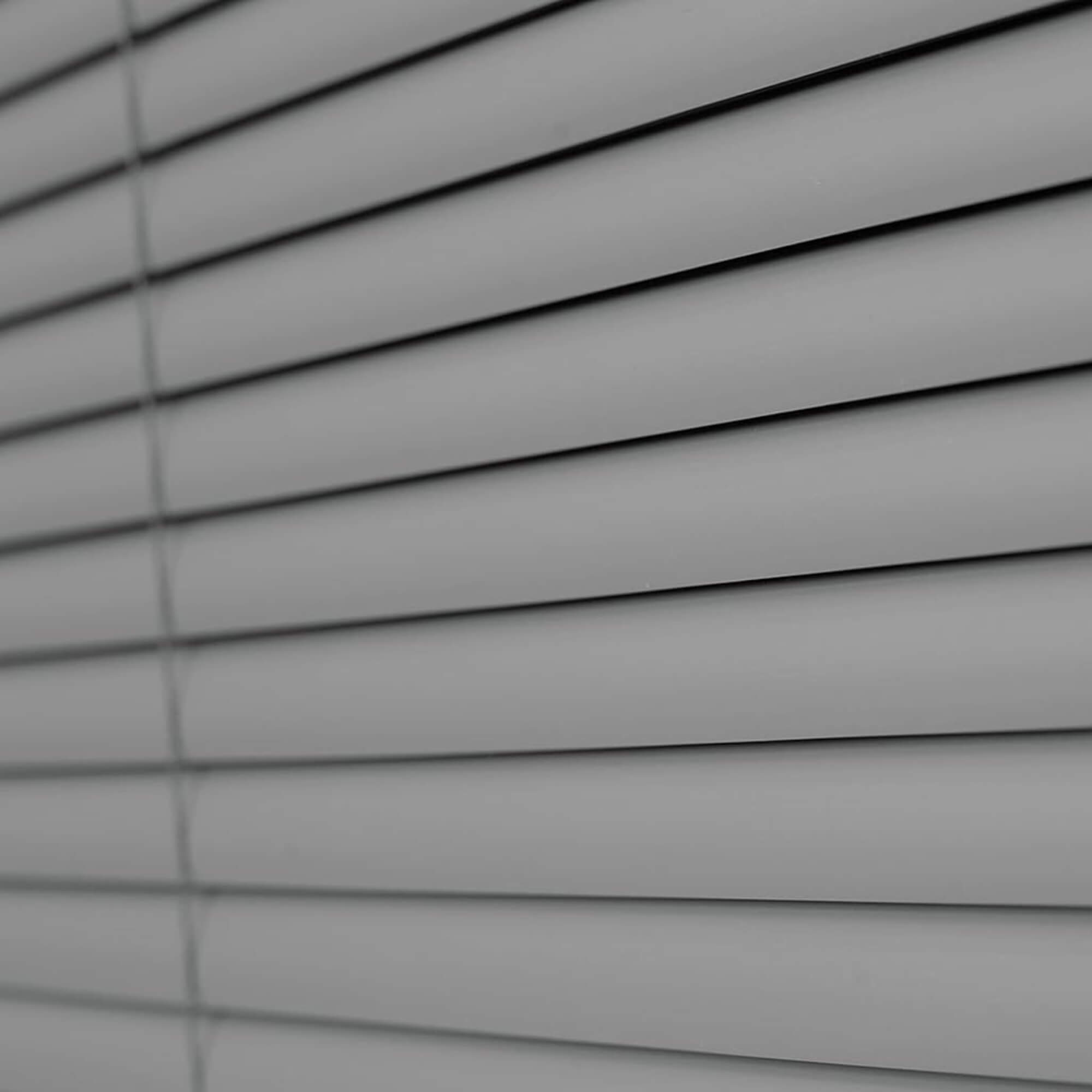 Persiana Horizontal PVC 25mm 80x130cm Chumbo para Janela Conthey Evolux - D157281M