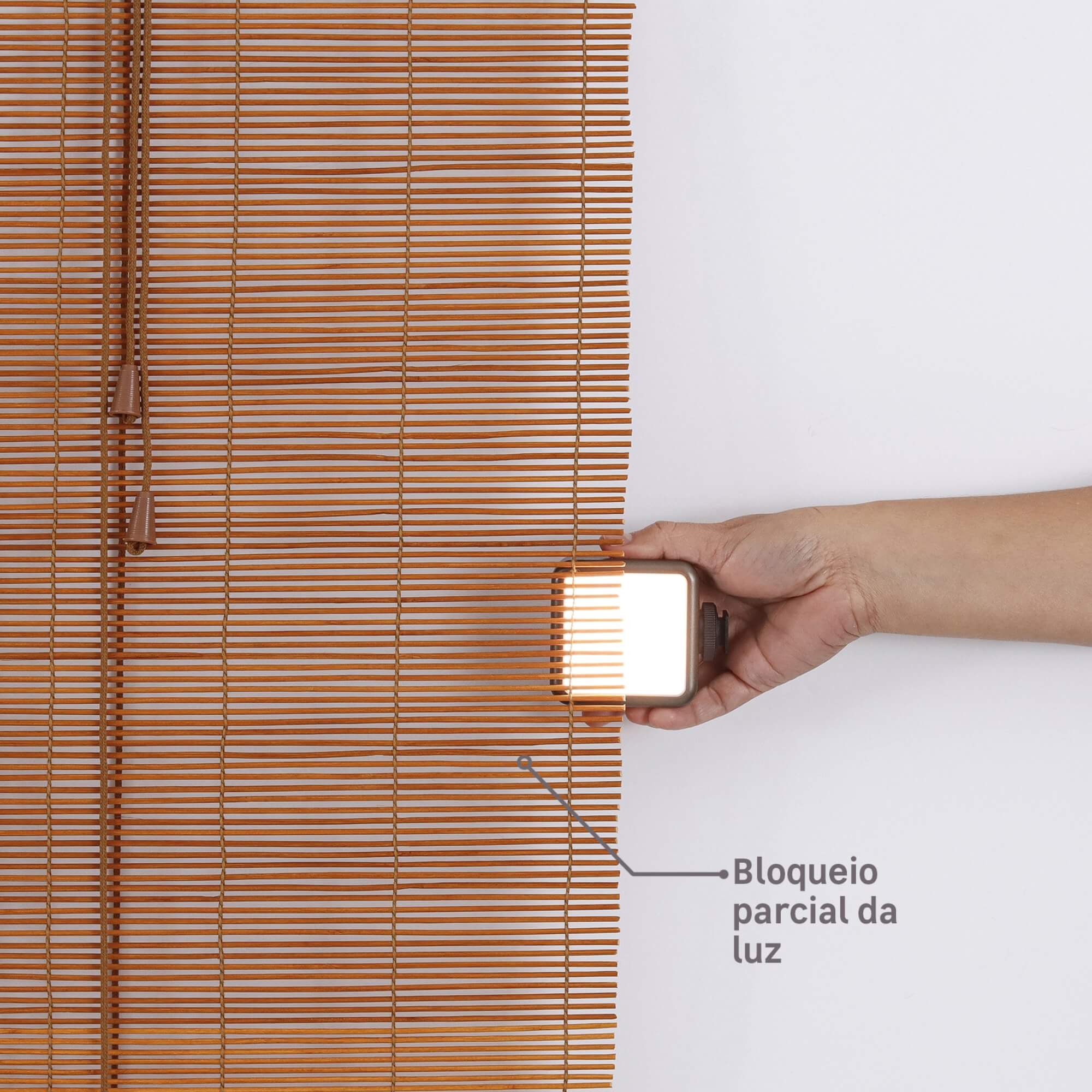 Persiana Rolo Bambu 160x160cm cor Cedro Coleção Hanoy para Janela Conthey Evolux - N2303548