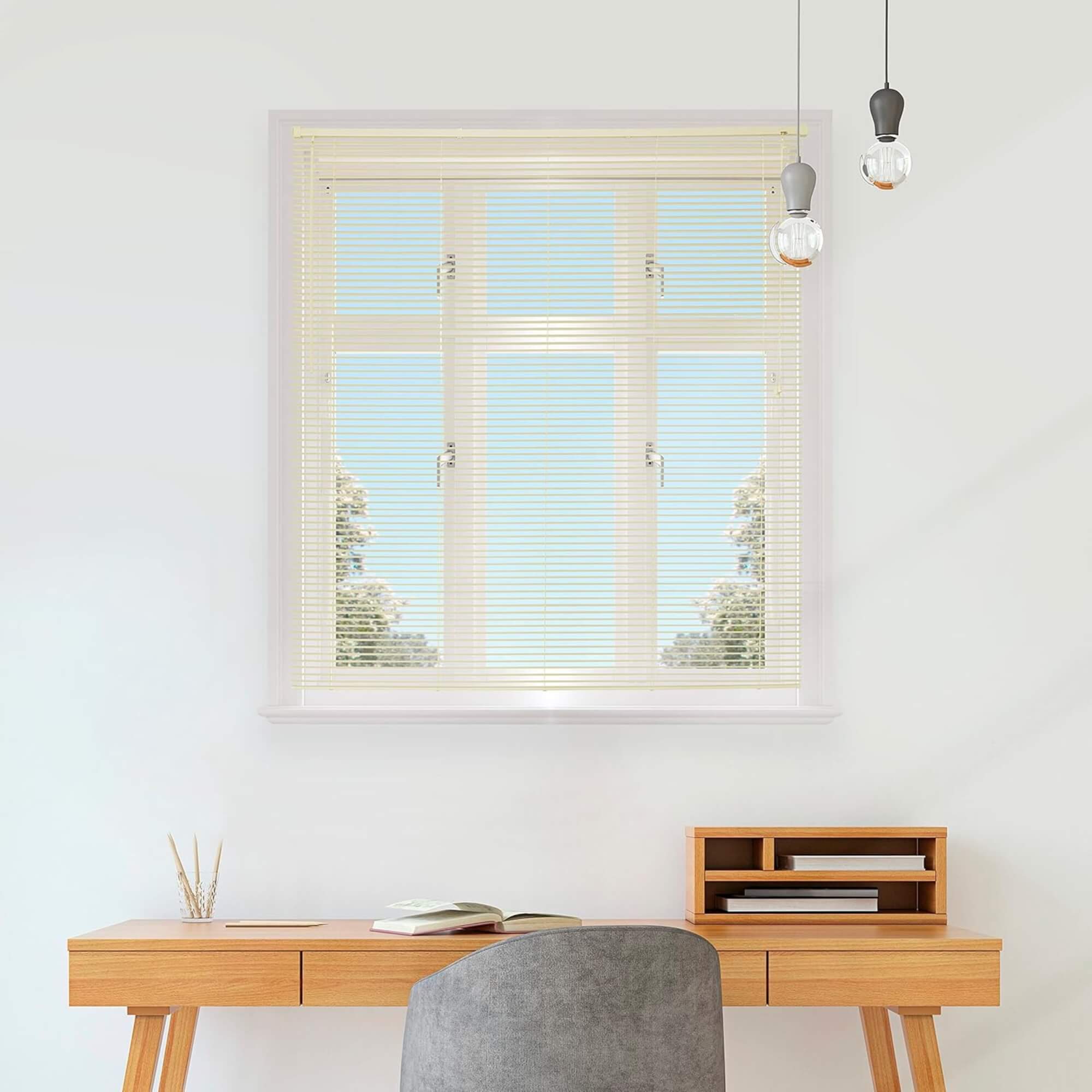 Persiana PVC 25mm 80x130cm Bege para Janela Conthey Evolux - D157281A