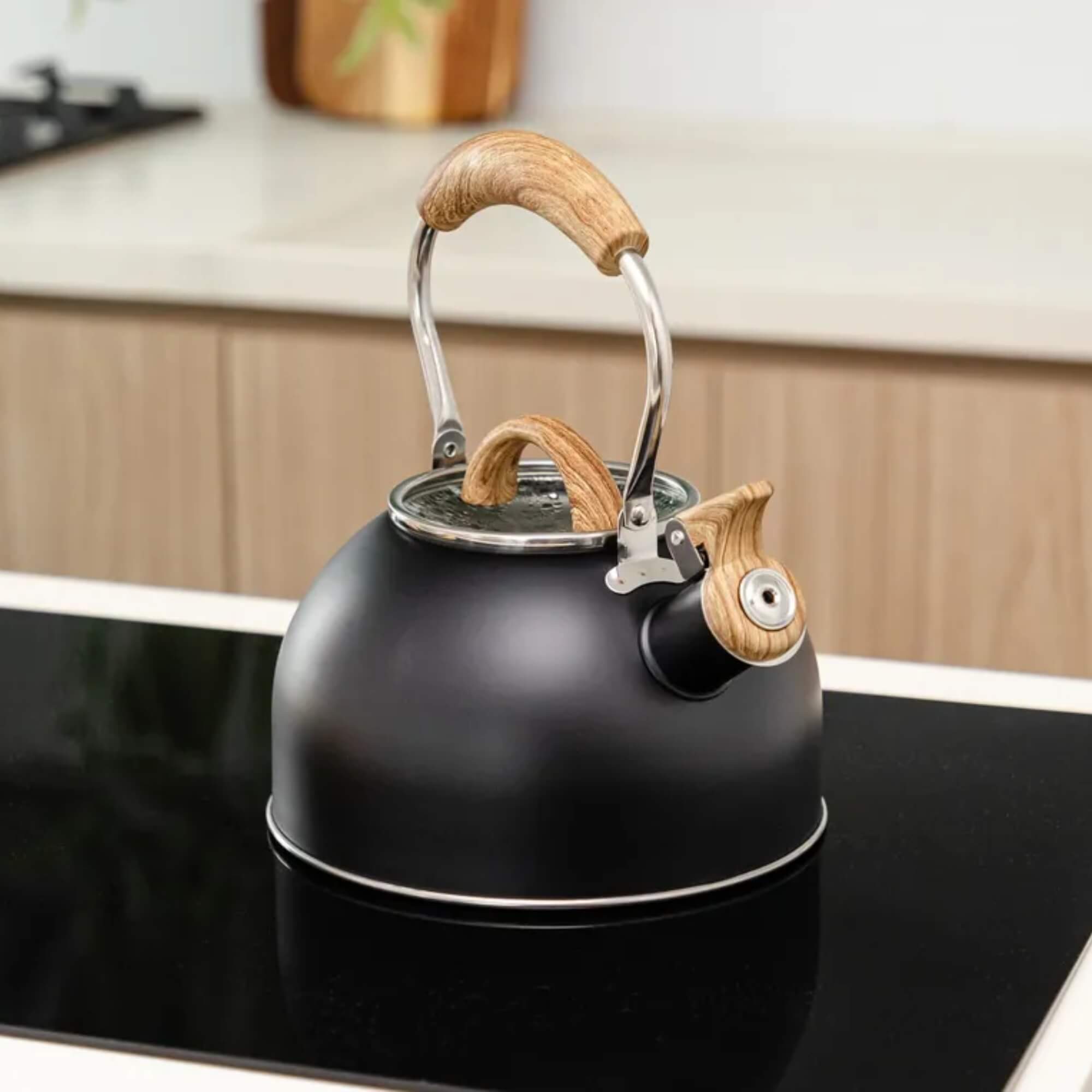 Chaleira Inox 2,0L Preta com Apito p/ Indução Cabo de Baquelite Amadeirado MTA - 1218