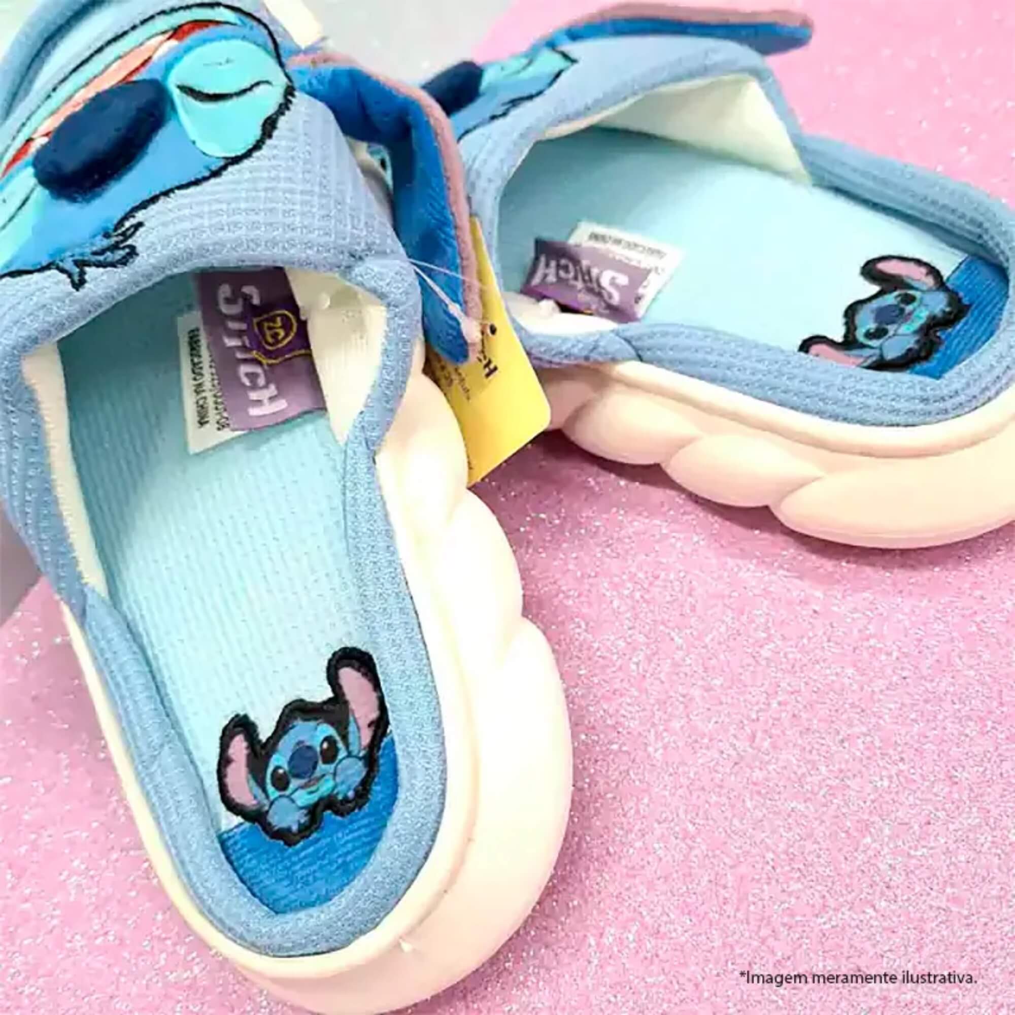 COMP Kit Presente Stitch: Manta + Balde 5L + Pantufa Nuvem Tamanho G (39/41) Zona Criativa Disney