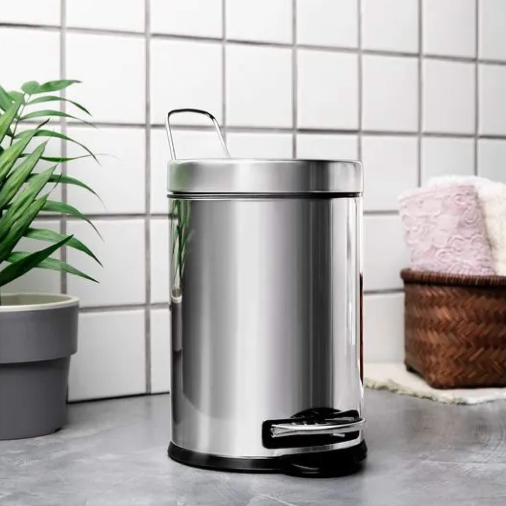 Lixeira com Pedal e Balde Decorline 3 Litros Ø17 x 27cm Aço Inoxidável Brinox - 3040/201