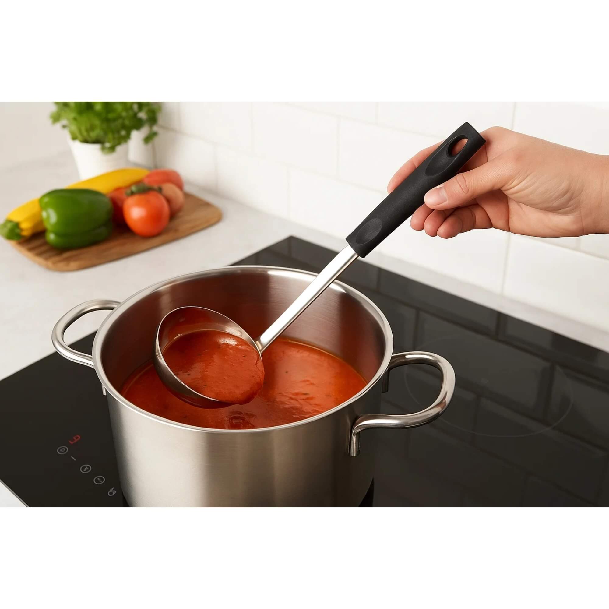 Concha Terrina Linha Asti 28,5cm 90ml cabo preto Brinox - 2221/303