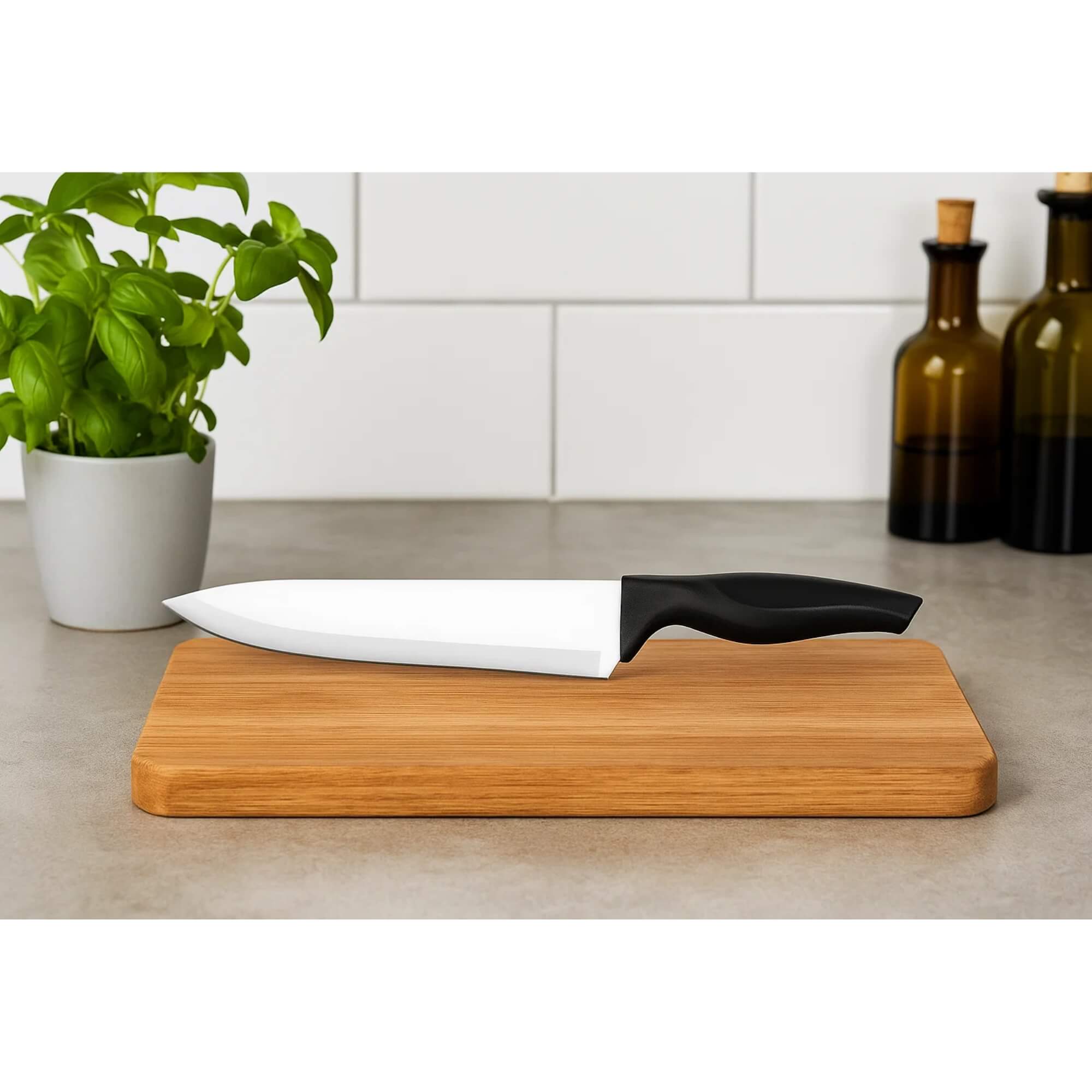 Faca p/ Carne ideal para todos os preparos com 6" (27,5 cm) inox cabo preto Brinox - 2556/301