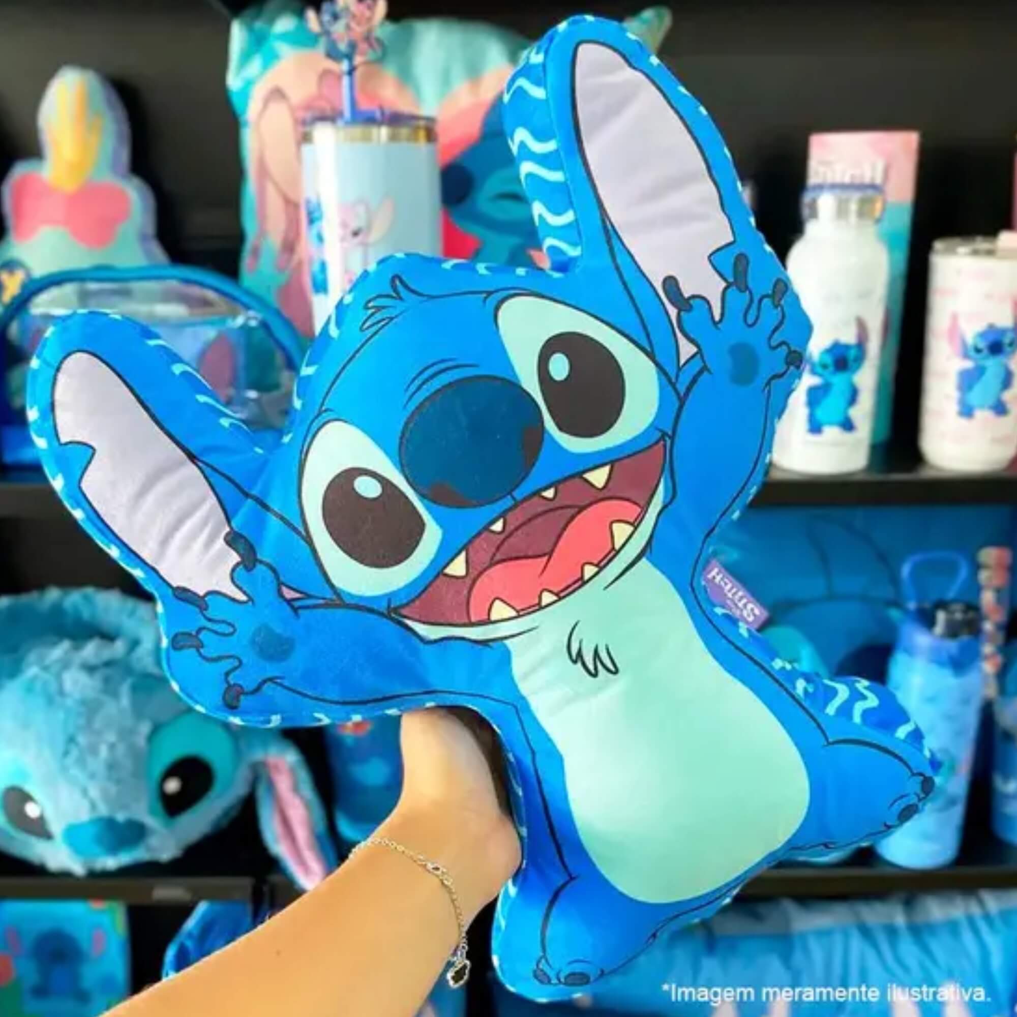 Almofada Formato Stitch Feliz - Disney Zona Criativa - 10065446