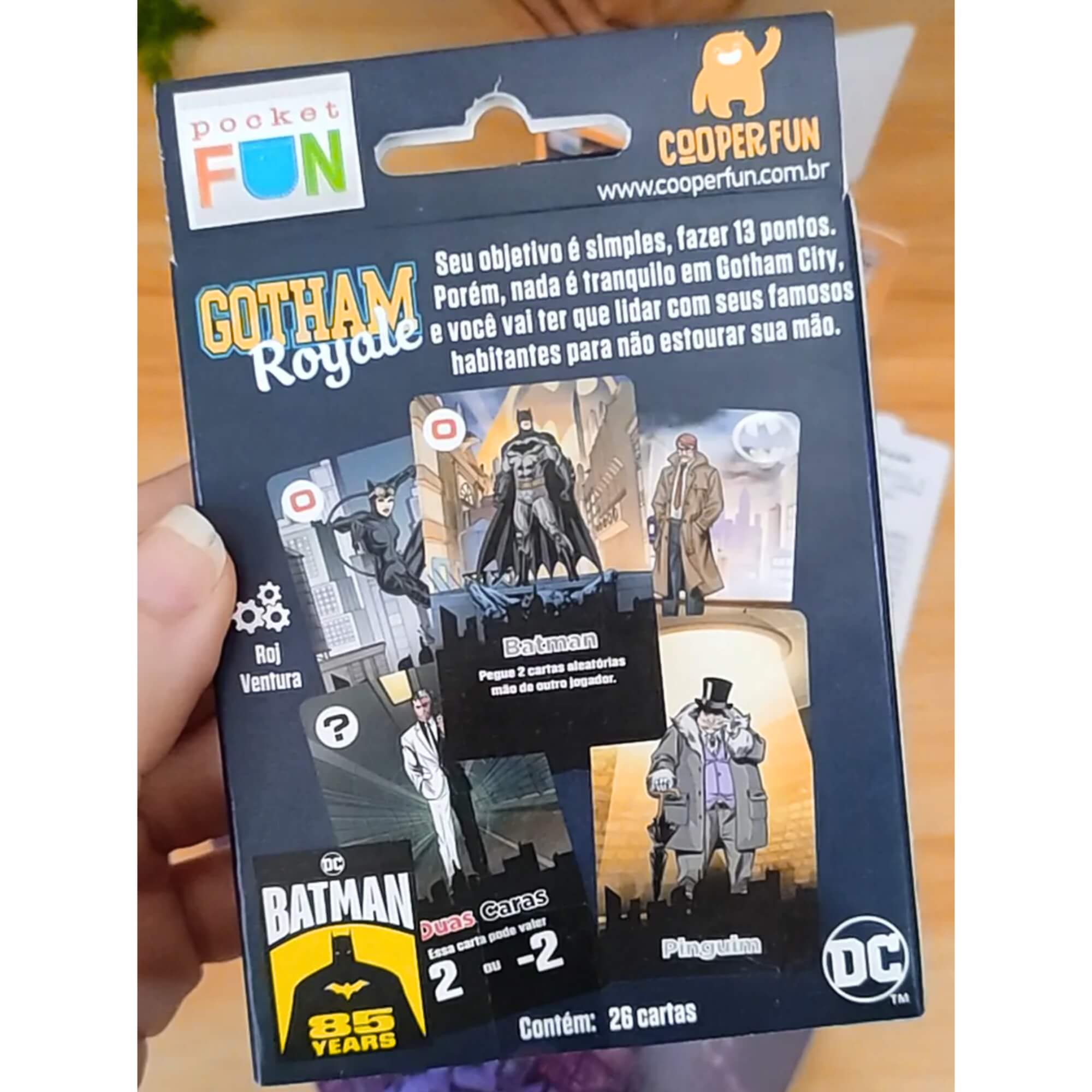 Jogo de Cartas Pocket Fun Gotham Royale Batman c/ 26 cartas Cooper Fun - 10056