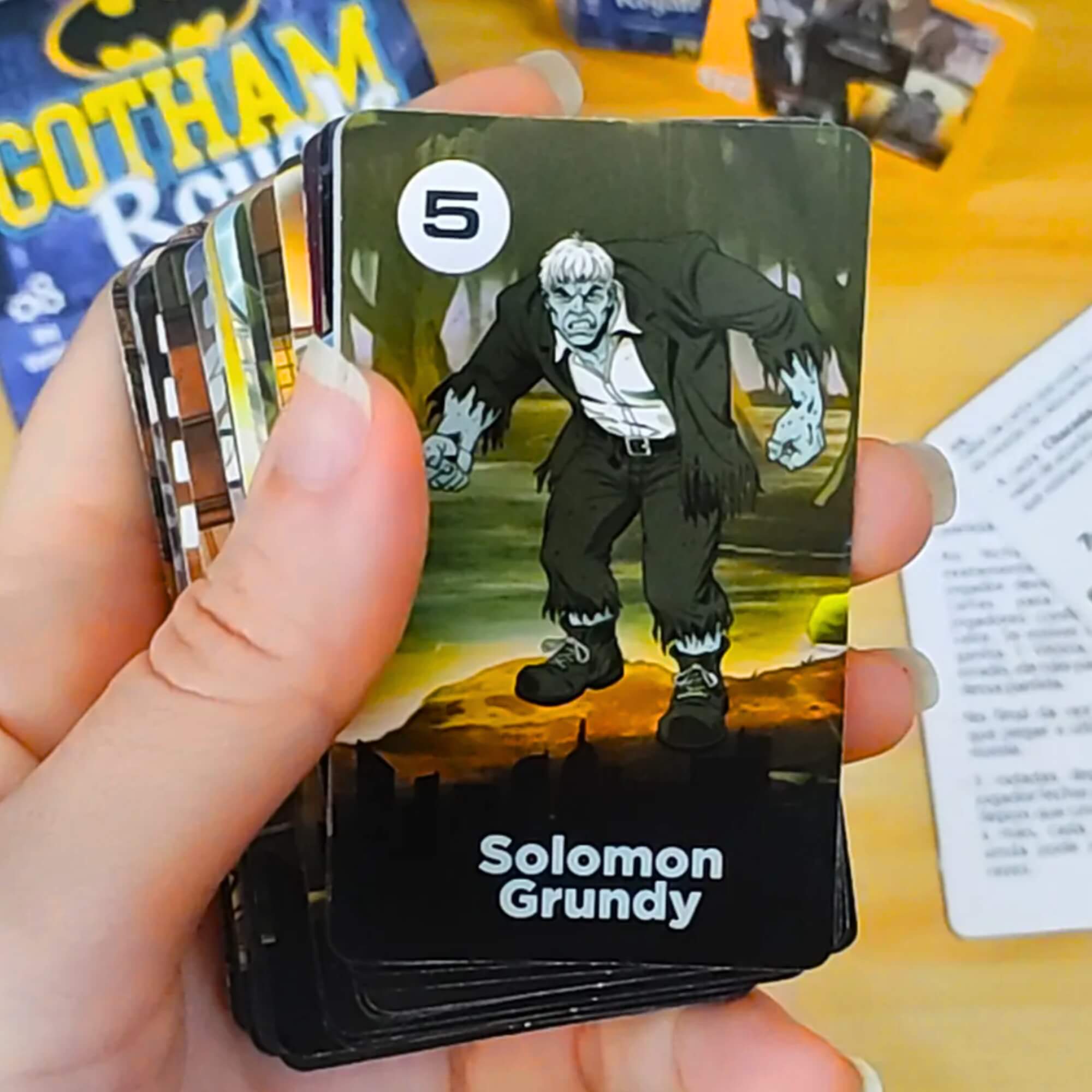 Jogo de Cartas Pocket Fun Gotham Royale Batman c/ 26 cartas Cooper Fun - 10056