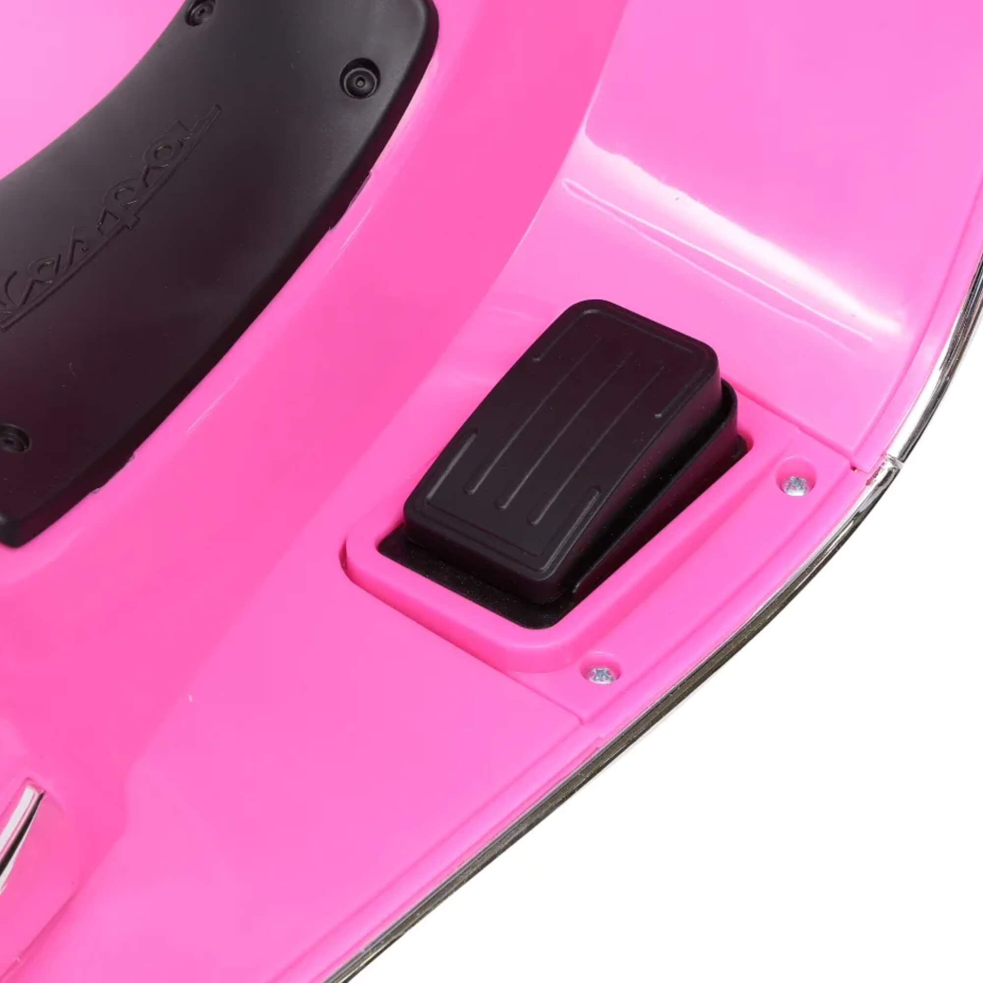 Moto Elétrica Infantil Vespa 6V Rosa +3 Anos Zippy Toys - 10271