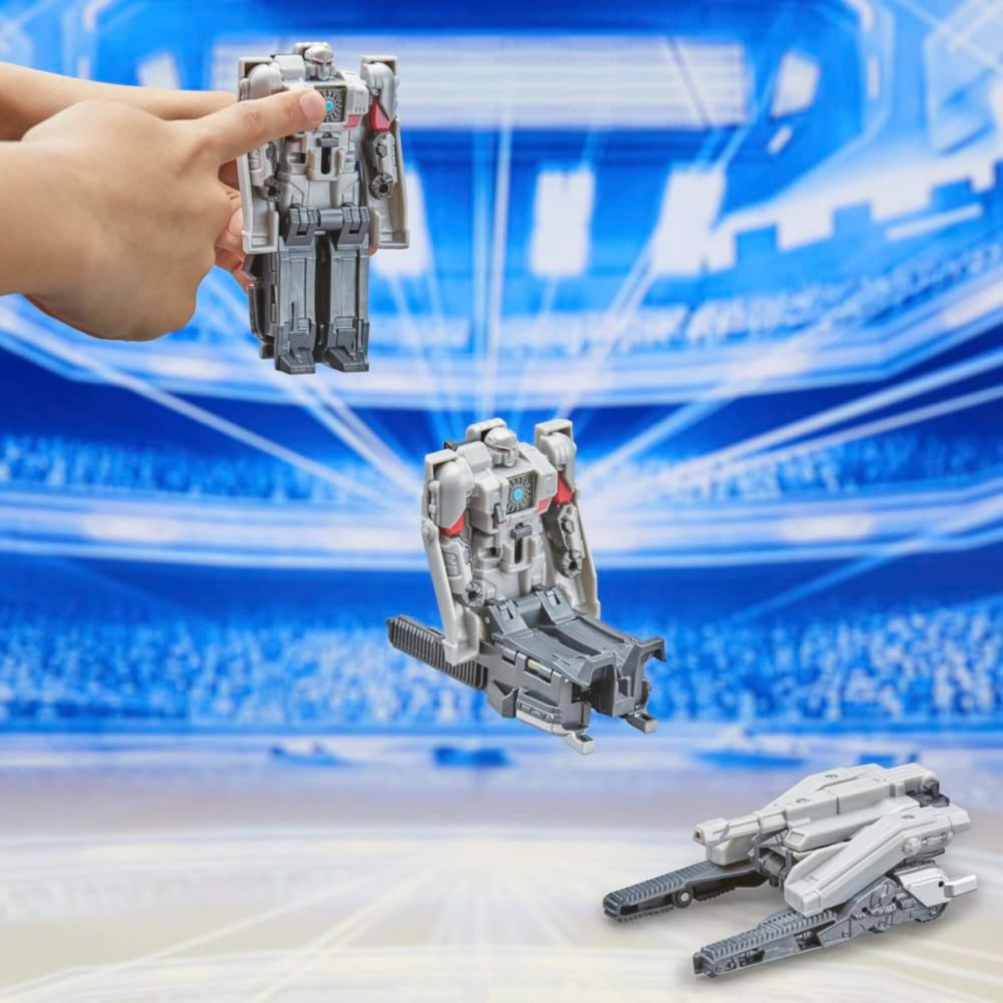 Brinquedo Infantil Boneco Transformers One Cog Changer Megatron D-16 Hasbro - 18994