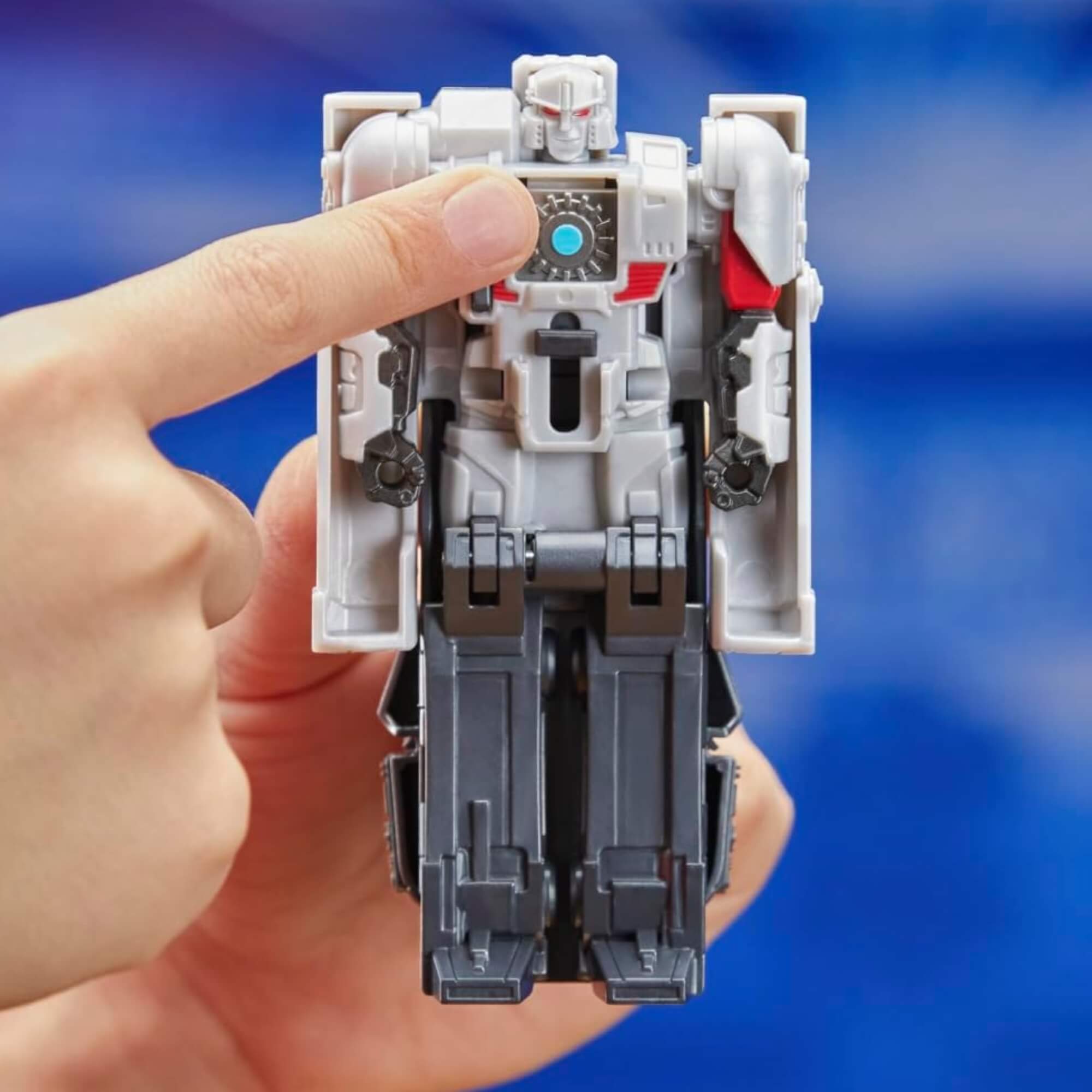 Brinquedo Infantil Boneco Transformers One Cog Changer Megatron D-16 Hasbro - 18994