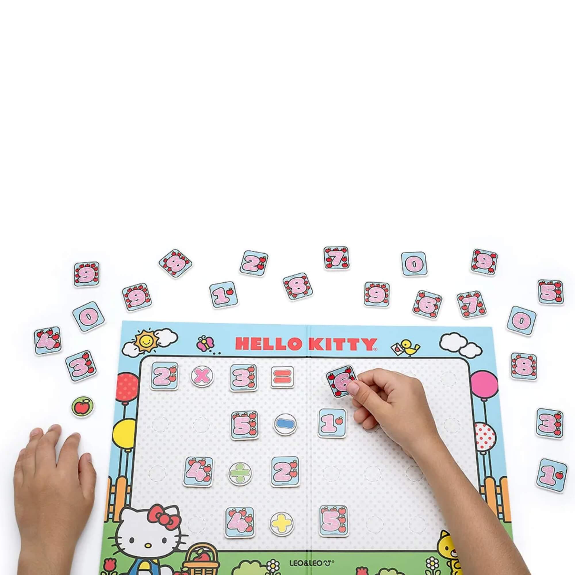 Livro 3D Aprendendo a Contar com a Hello Kitty c/ Cartela Destacável Leo&Leo Leonora - 10393
