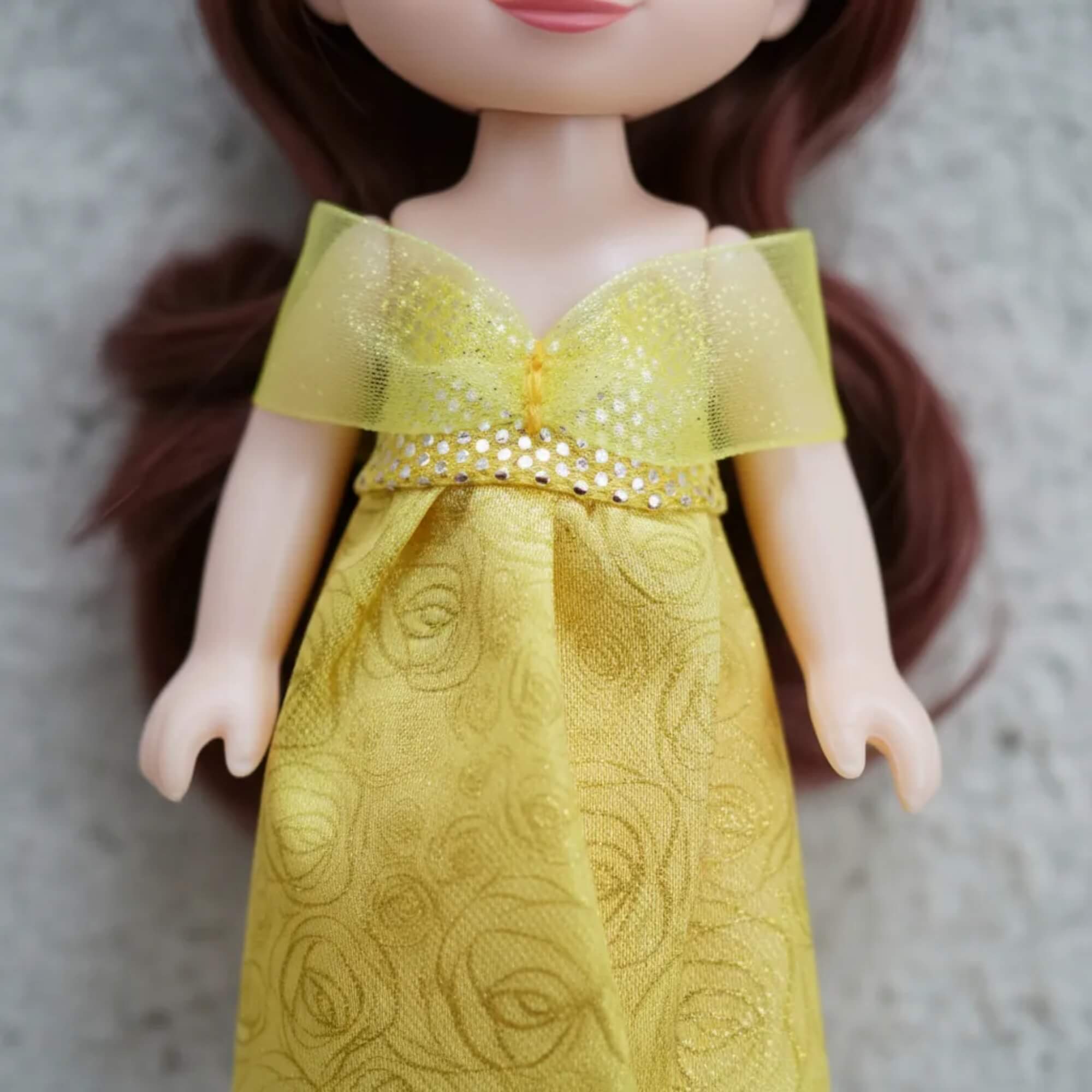 Brinquedo Infantil Mini Boneca Princesa Bela 15cm +3 Anos Etitoys - YD-830