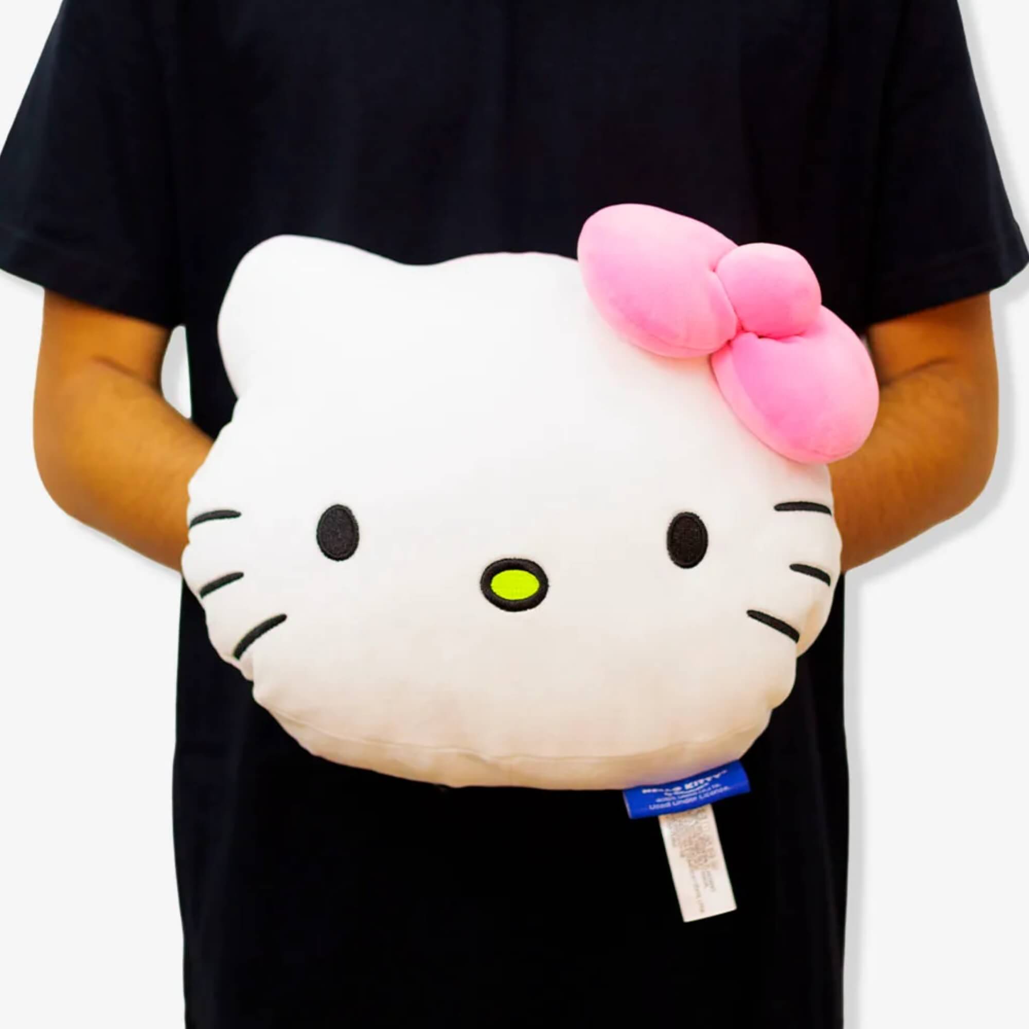 COMP Kit Almofada Formato Huggy Hello Kitty + Kit Teclado e Mouse Sem Fio Hello Kitty
