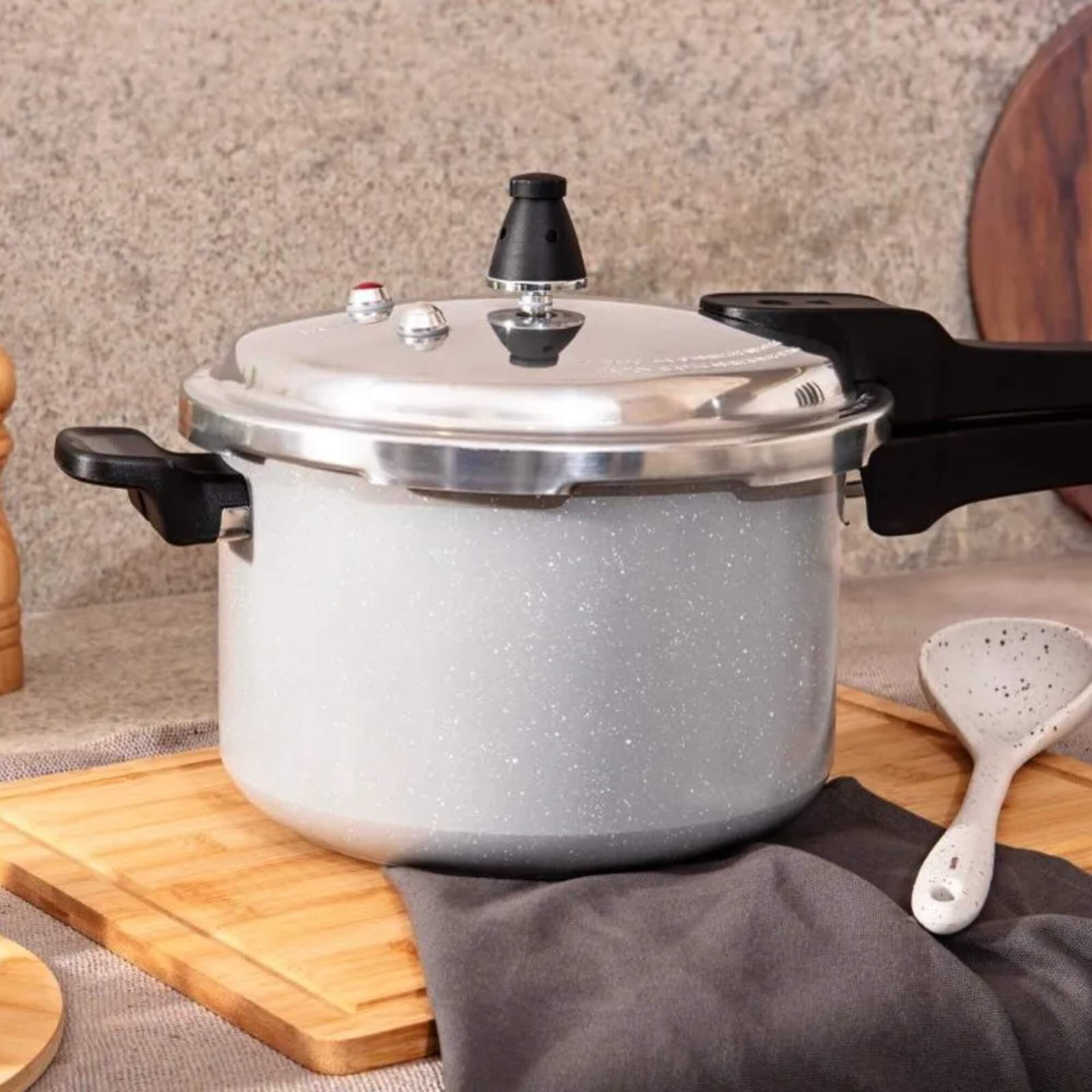 VAR Panela de Pressão com Fundo de Indução Ceramic Life Brinox 5,4L ou 4,2L (Escolha o Modelo) Cor/Capacidade:4,2L GRIS