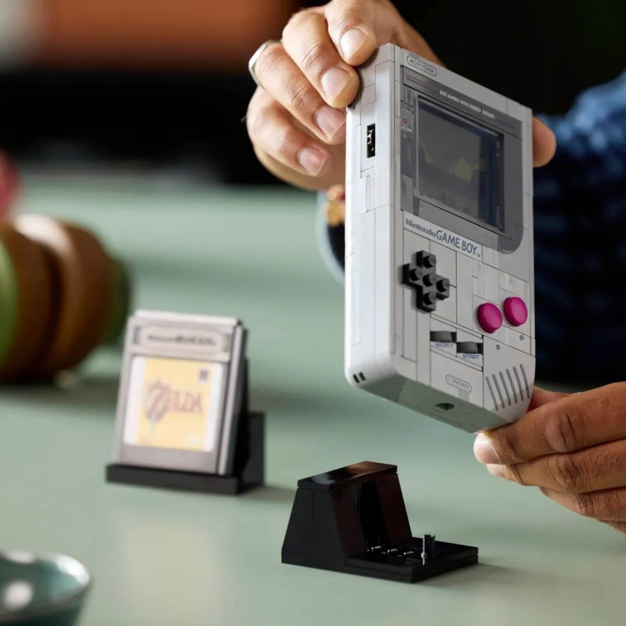 LEGO Game Boy™ 421 Peças - 4111172046
