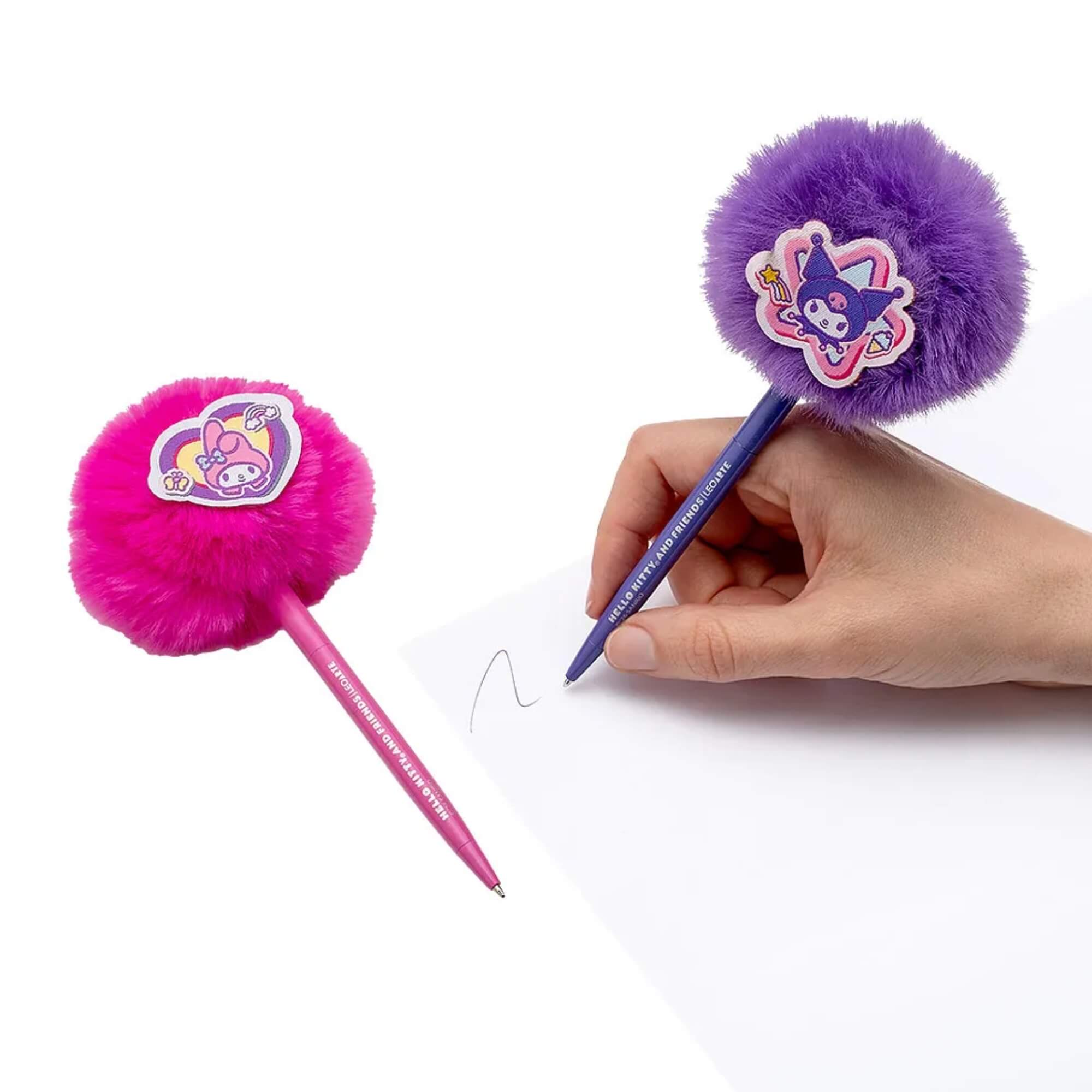 Caneta Pompom com Aplique Hello Kitty e Amigos - Display c/ 8 Und Leoarte Leonora - 10477
