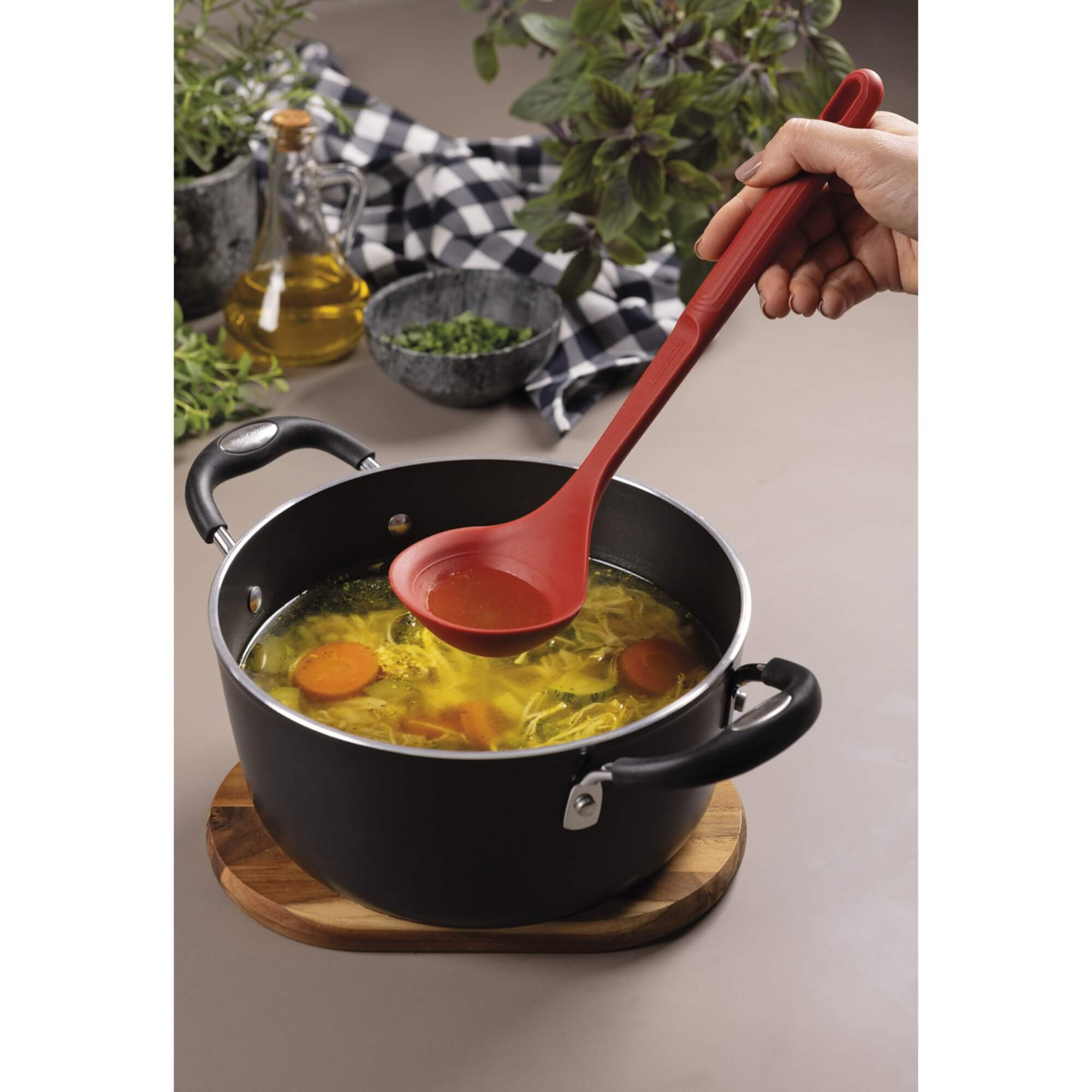 COMP Kit Utensílios Silicone Tramontina Softta Vermelho - Escumadeira, Colher,  Concha e Espátula