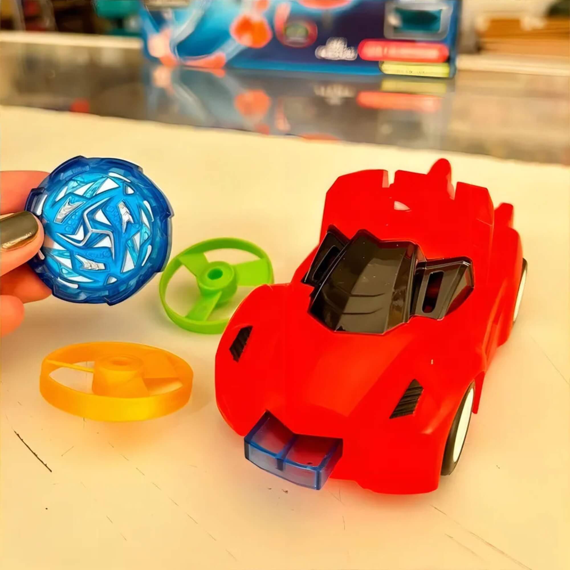 Carro de Brinquedo Giro Pião Fricção com Luzes Braskit - 1106